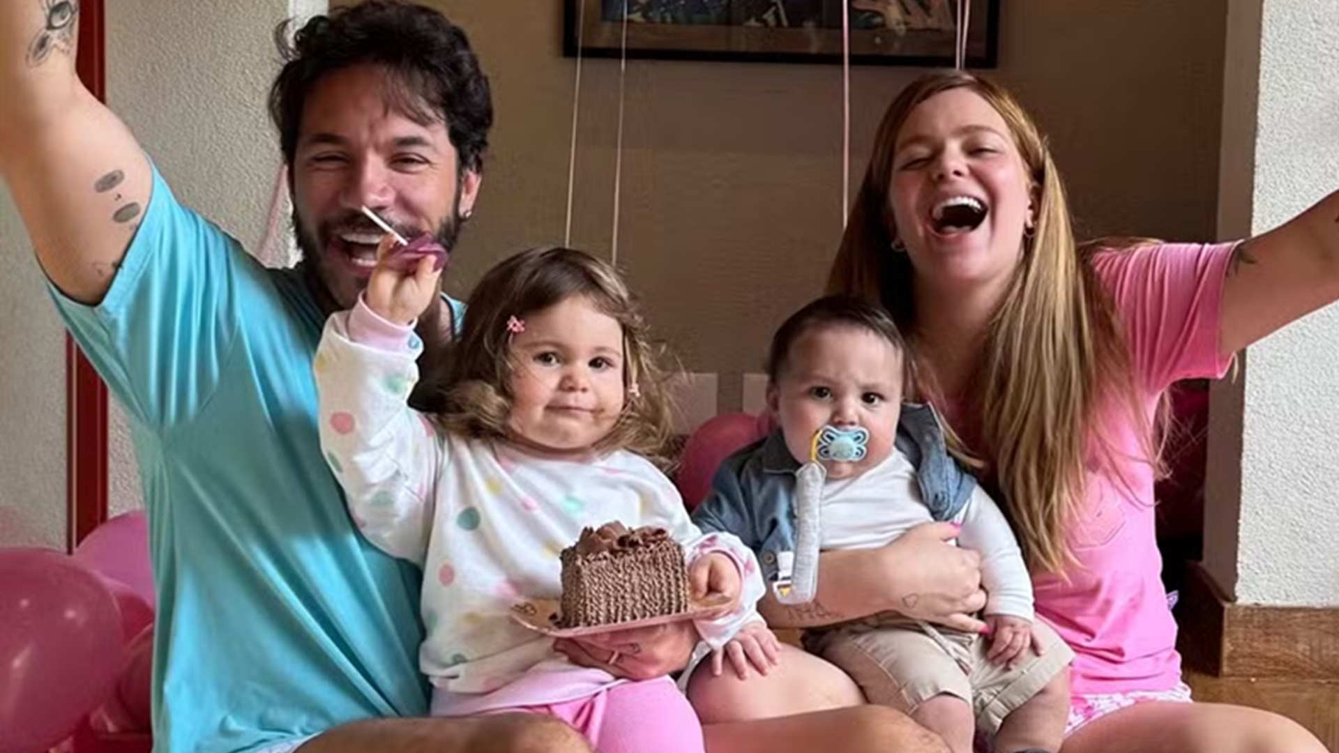 Filha de Viih Tube e Eliezer acorda com surpresa especial em seu aniversário