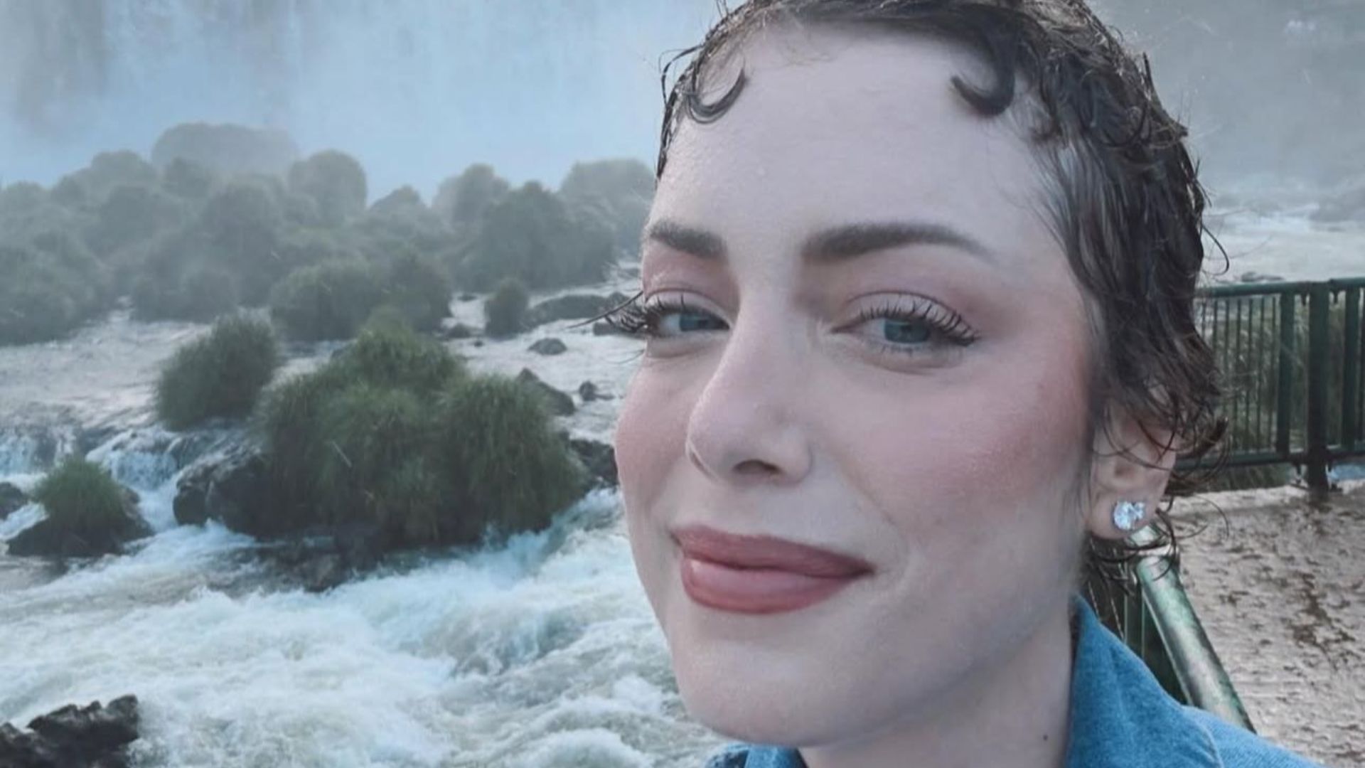 Fabiana Justus se emociona durante visita às Cataratas do Iguaçu: “Abraço de vida”