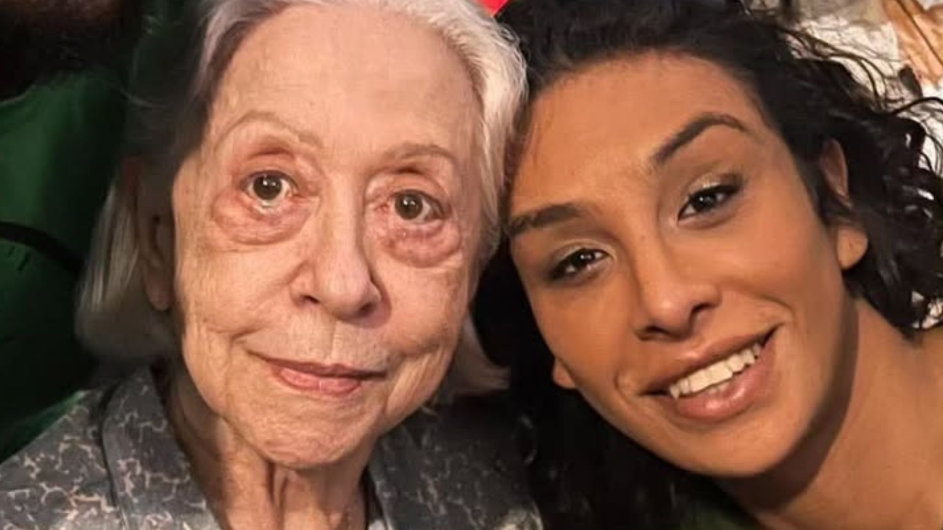 Linn da Quebrada recebe áudio emocionante de Fernanda Montenegro após internação