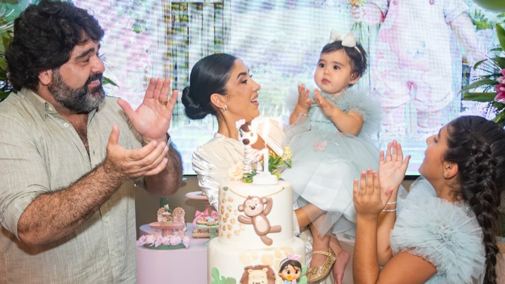 Gabriela e Fabiano Menotti comemoram o aniversário da filha caçula com festão