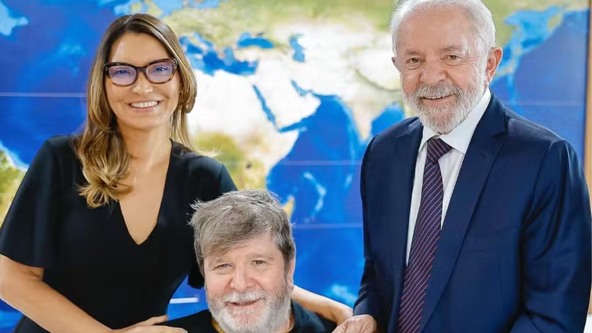 Lula e Janja se encontram com o autor de ‘Ainda Estou Aqui’