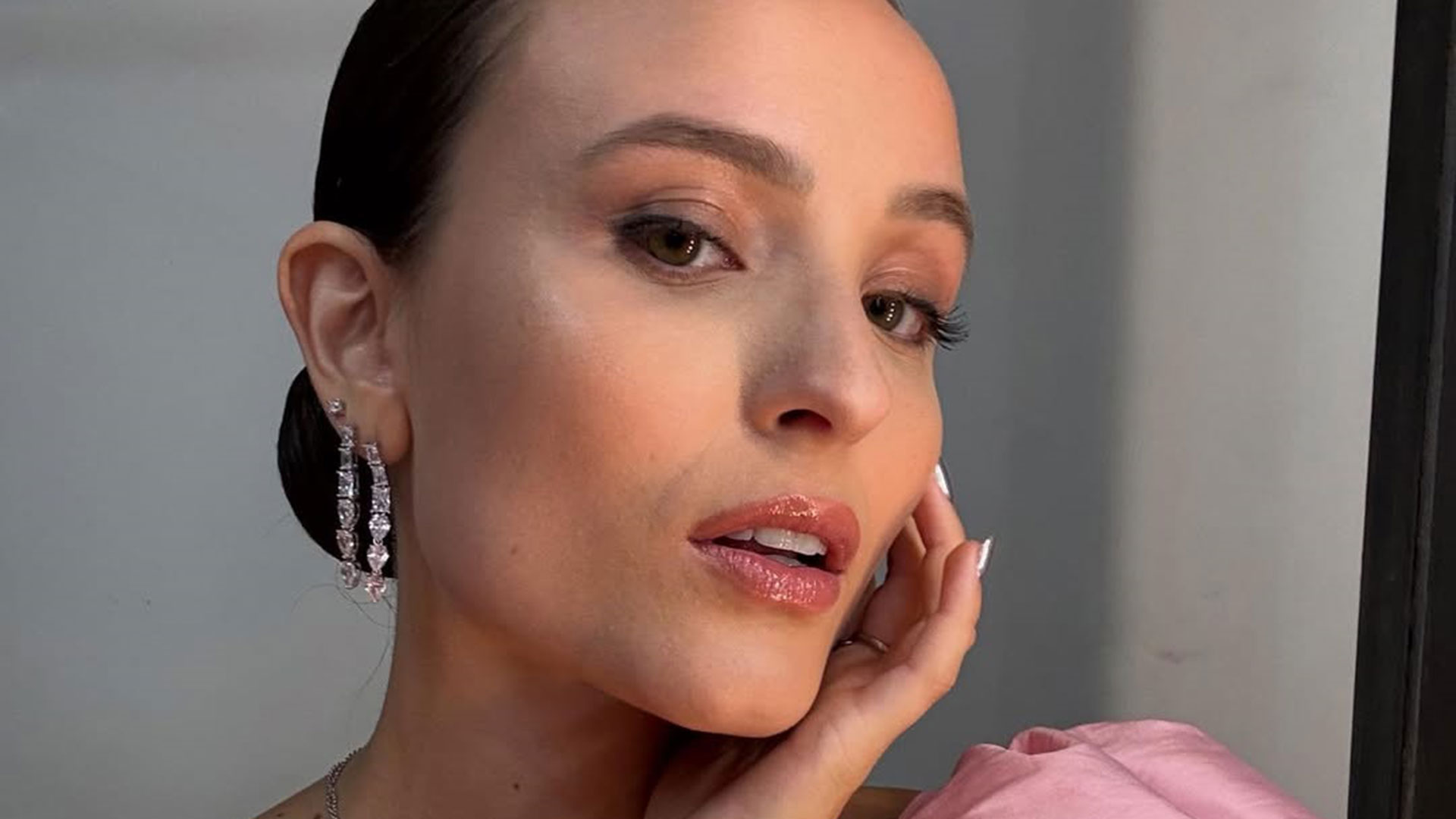 Larissa Manoela comenta sobre rotina agitada: ‘Dei conta de tudo’
