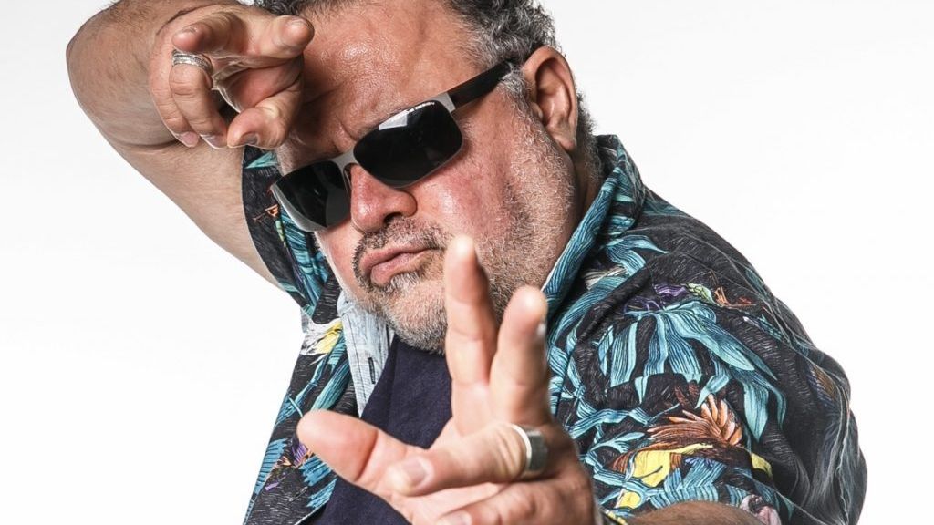 Leo Jaime chega aos 65 anos; artista recusou vaga em banda que levou Cazuza ao estrelato