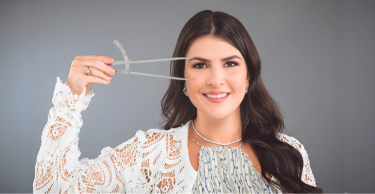 Marcella Carvalho alia técnica e acolhimento na cirurgia plástica