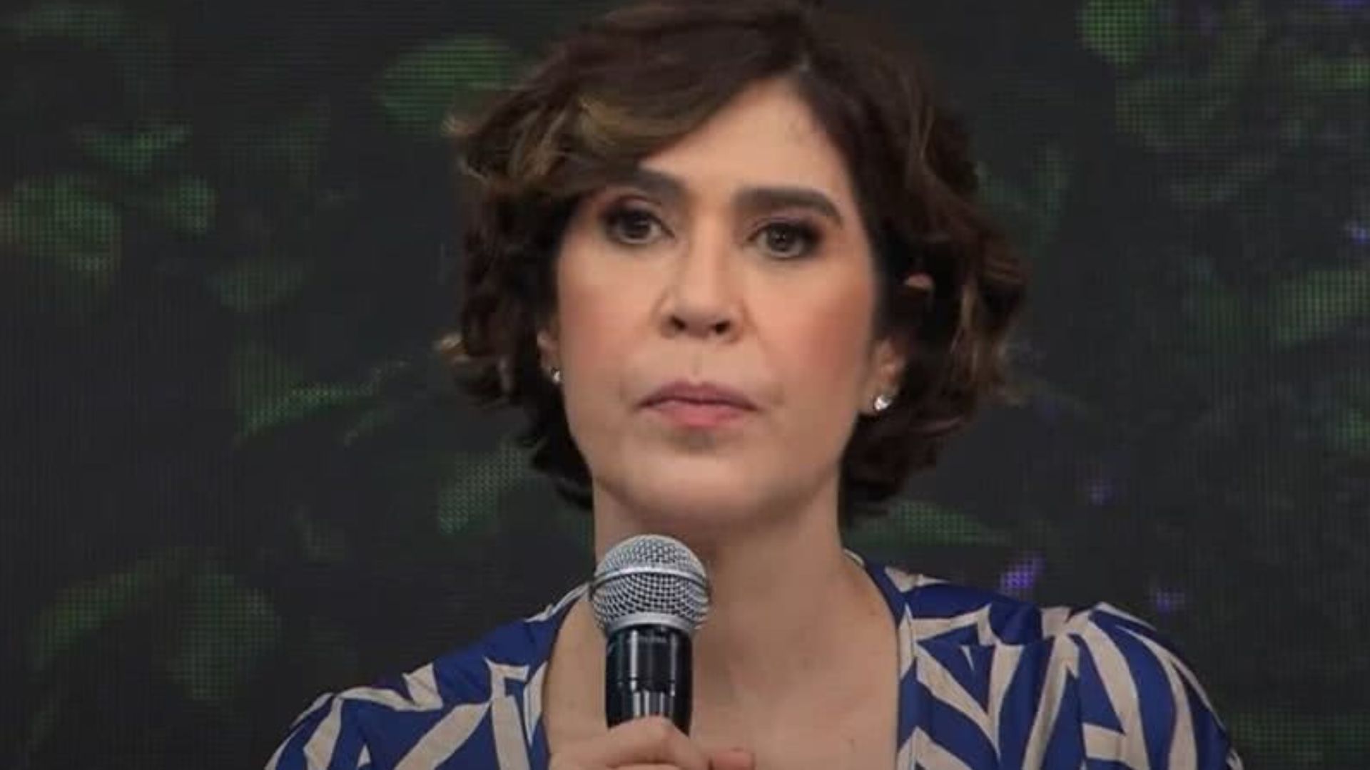 Maria Clara Gueiros relata tensão durante assalto em táxi de SP: “Machuquei”