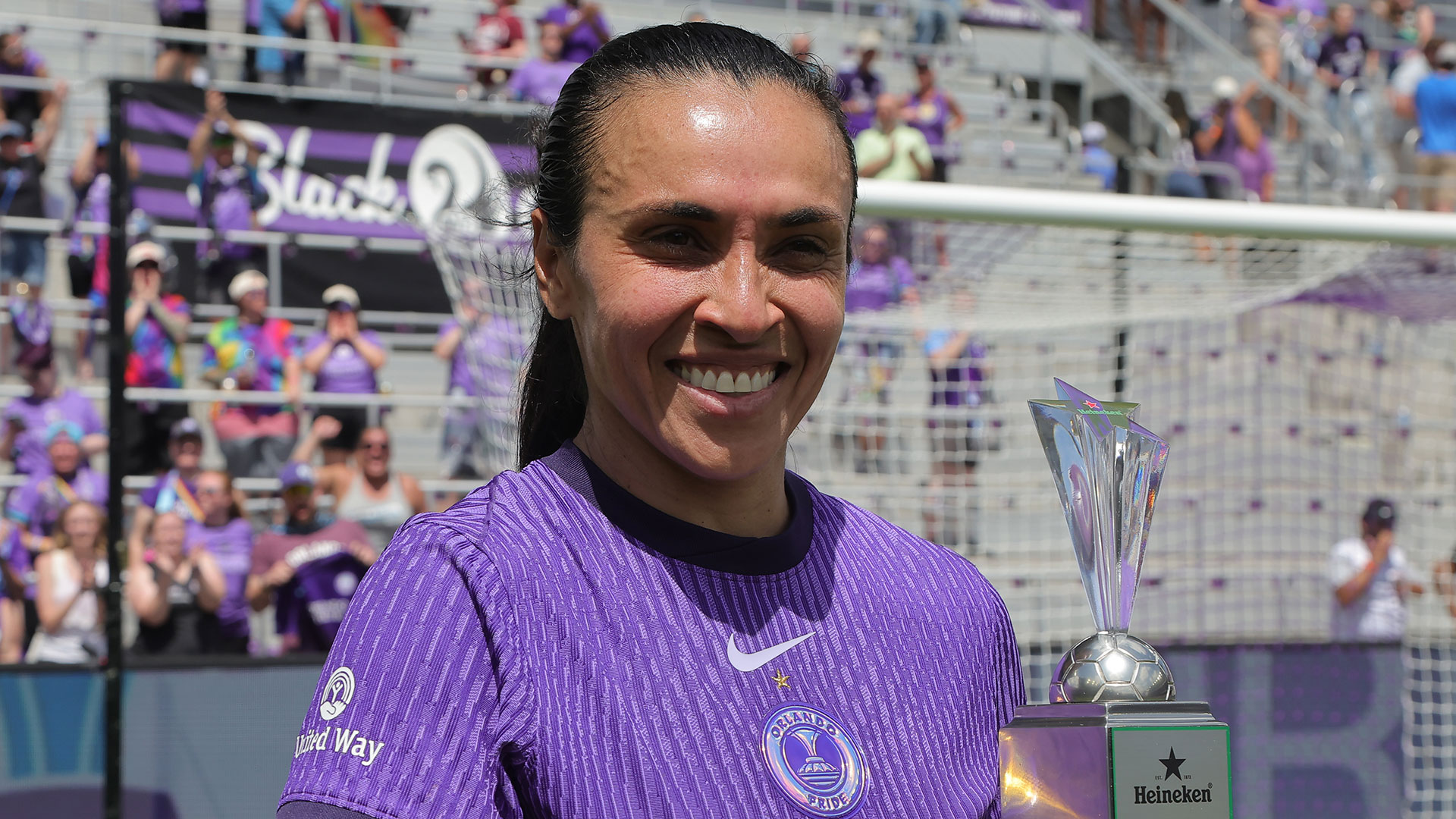 Marta Silva critica repercussão da vitória da Seleção Brasileira: ‘Não vi’