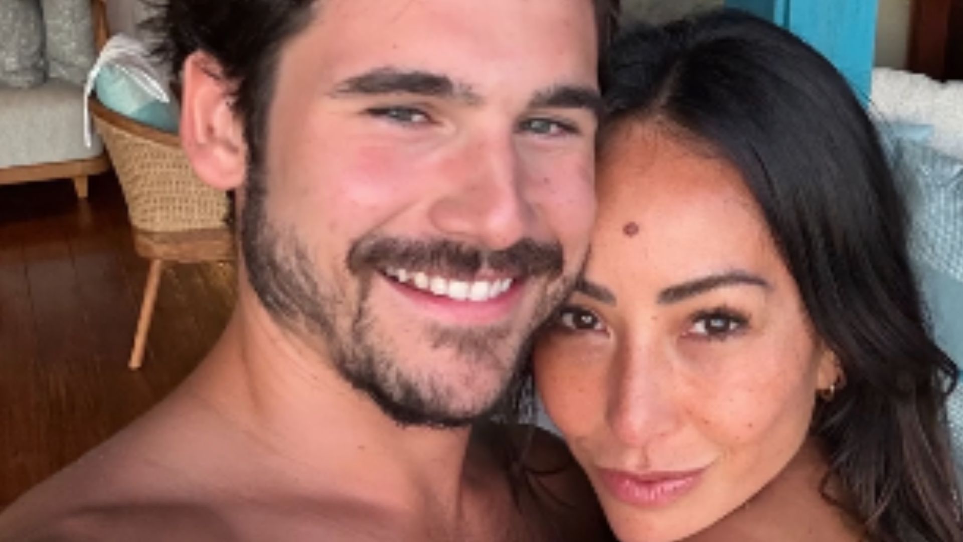 Nicolas Prattes e Sabrina Sato aparecem em vídeo ‘sugestivo’ durante lua de mel