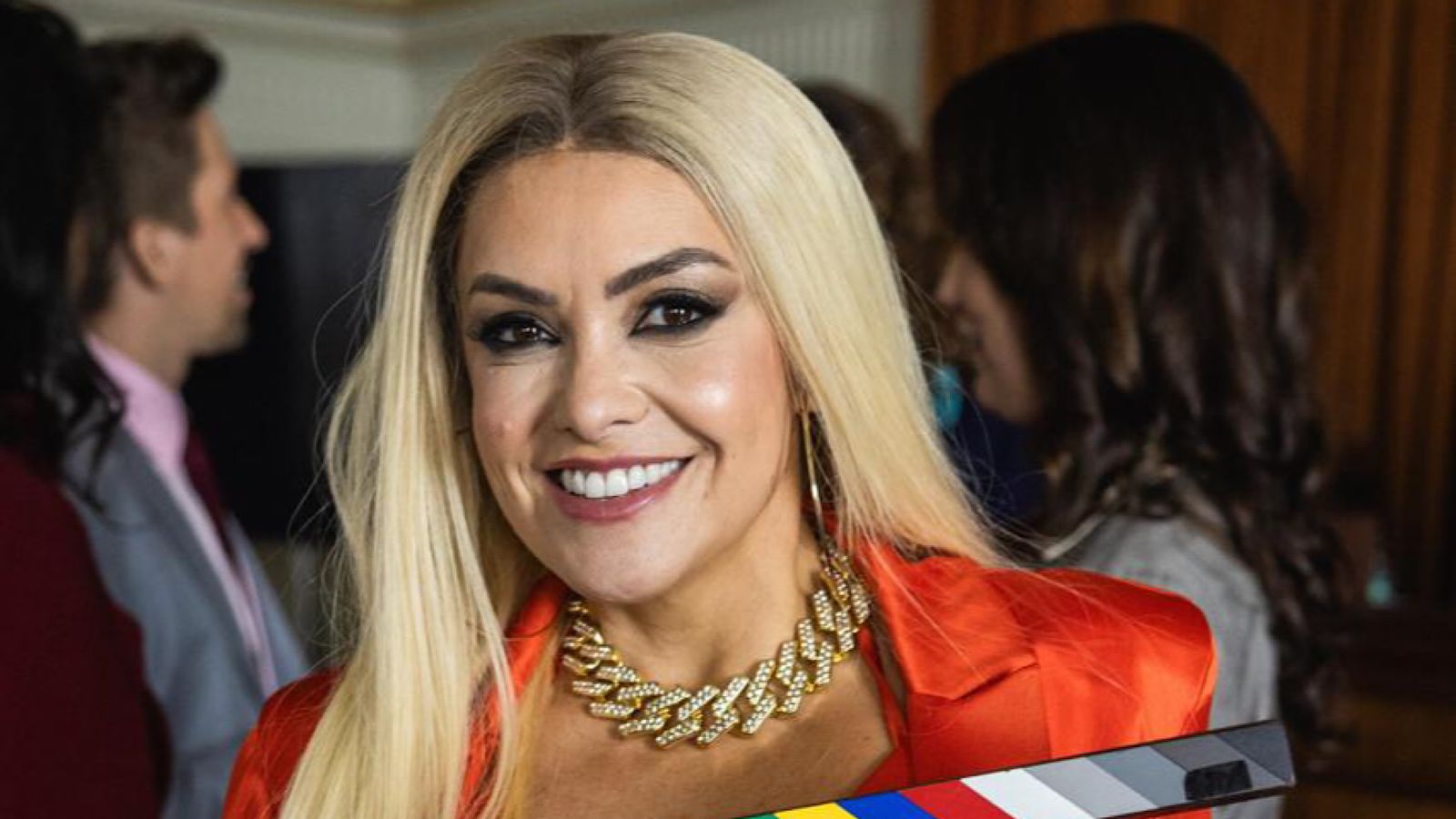 Renata Brás revela desafio na carreira e abraça fase: ‘Bem distante da minha realidade’