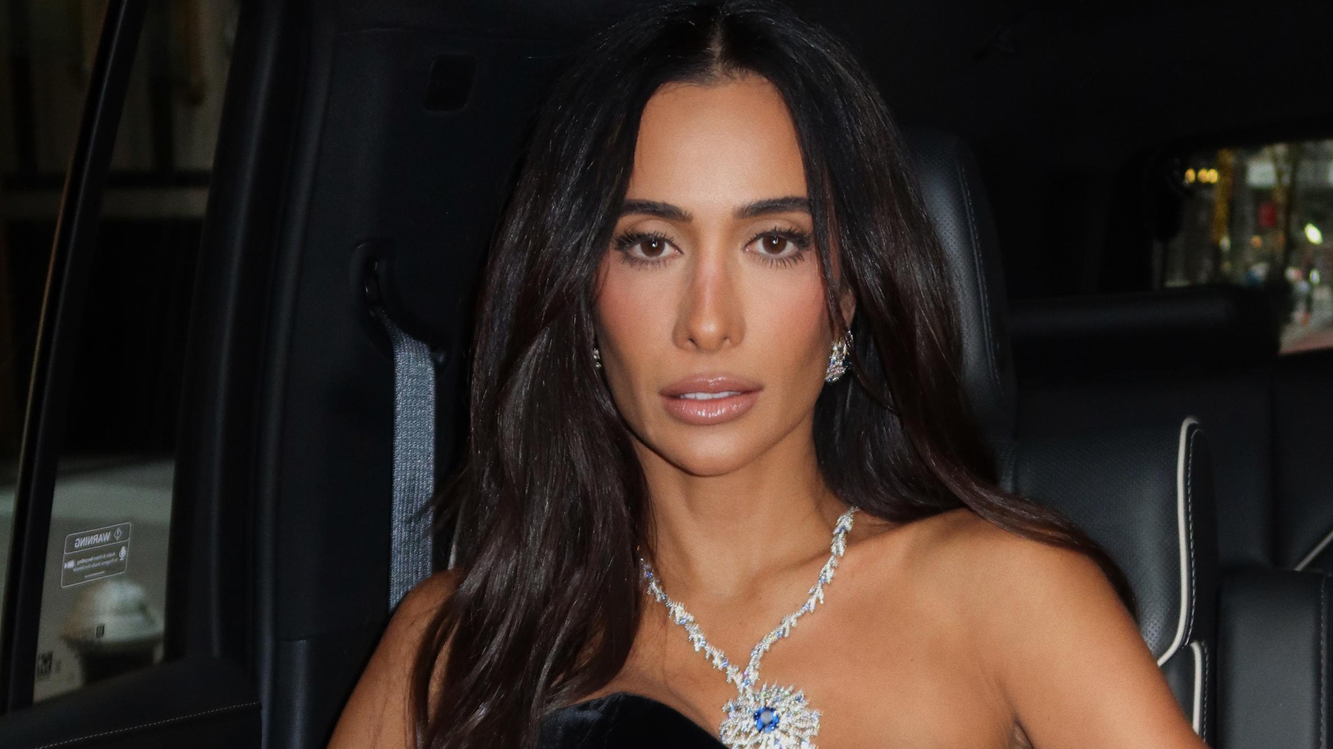 Silvia Braz prestigia noite de gala no Metropolitan Museum of Art