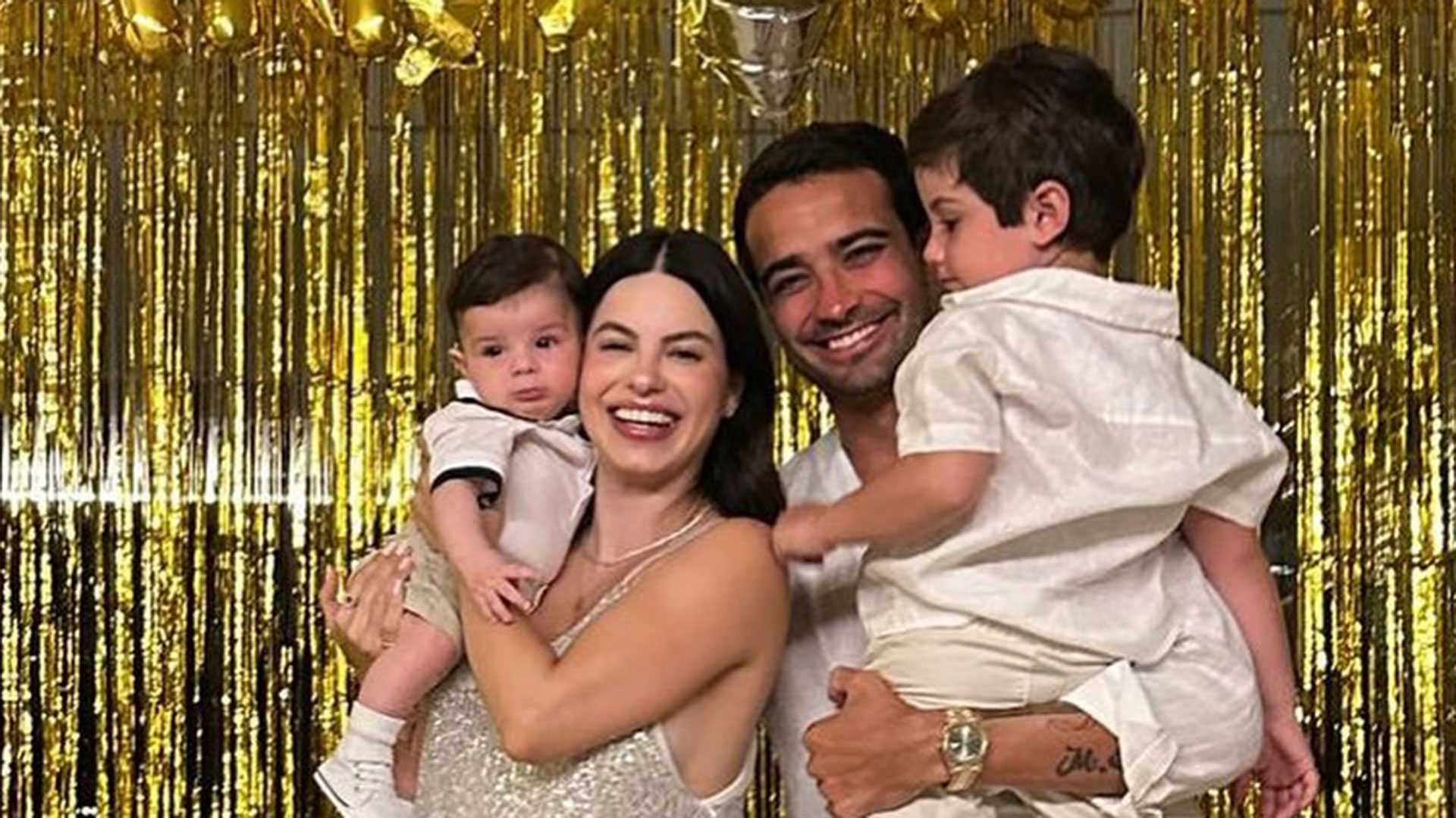 Mãe de dois, Sthefany Brito relata perrengue da maternidade