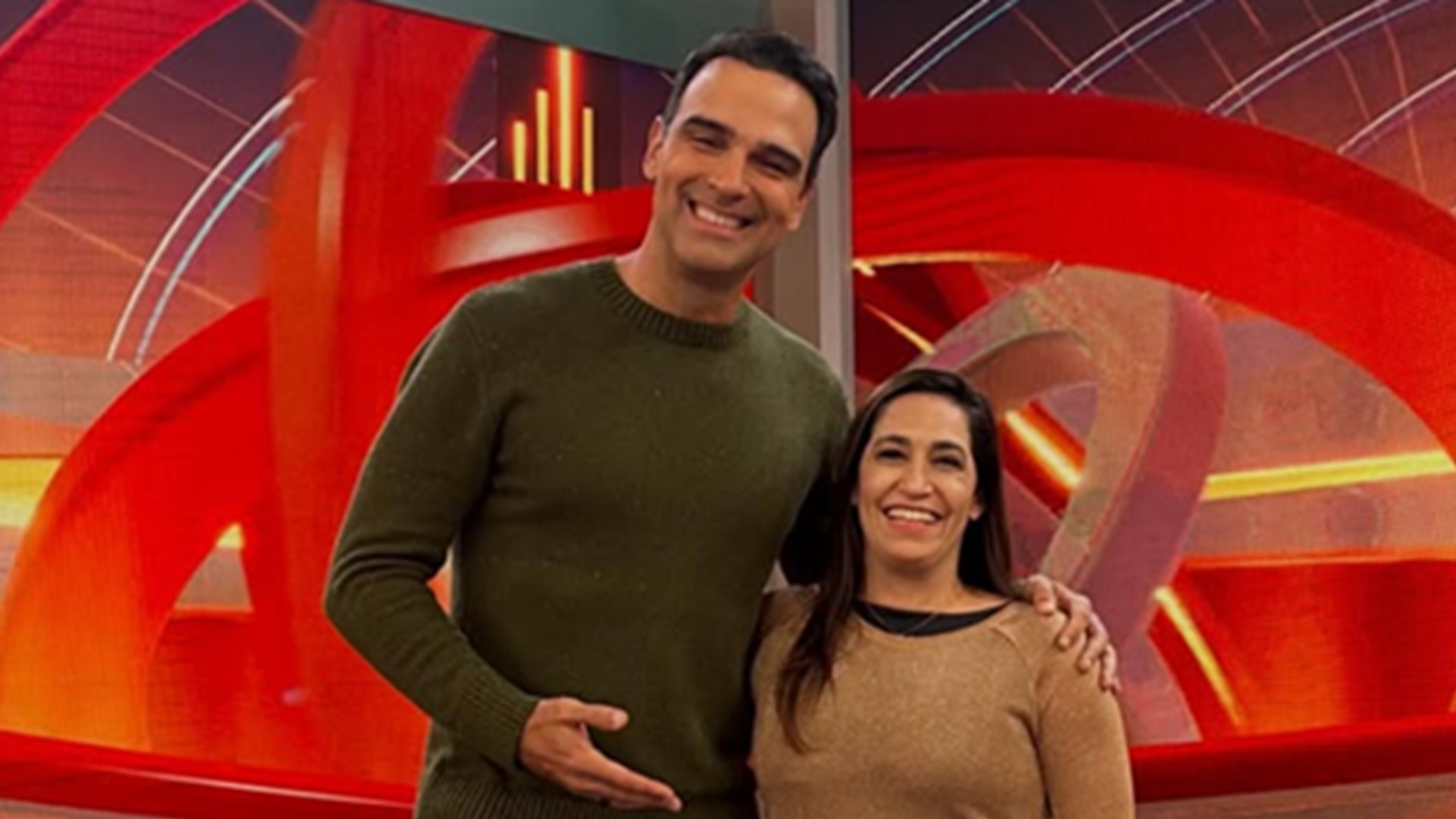 Web reage a detalhe no encontro entre Tadeu Schmidt e Daniele Hypolito: ‘A diferença’