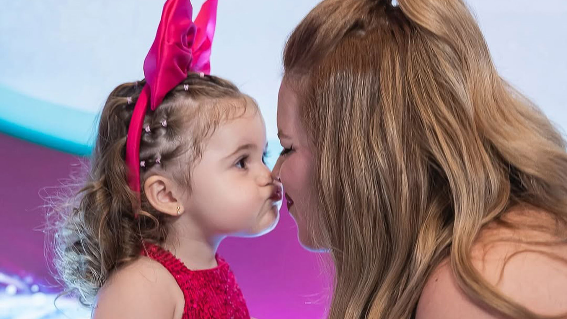 Viih Tube mostra momentos fofíssimos da filha no ballet