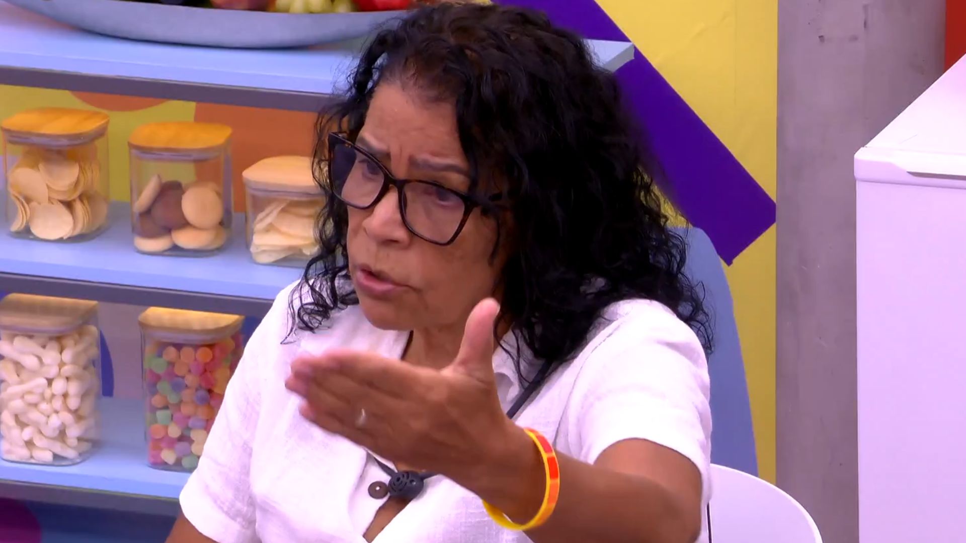 BBB 25: Vilma detona comportamento de brother rival: ‘Se faz de vítima’