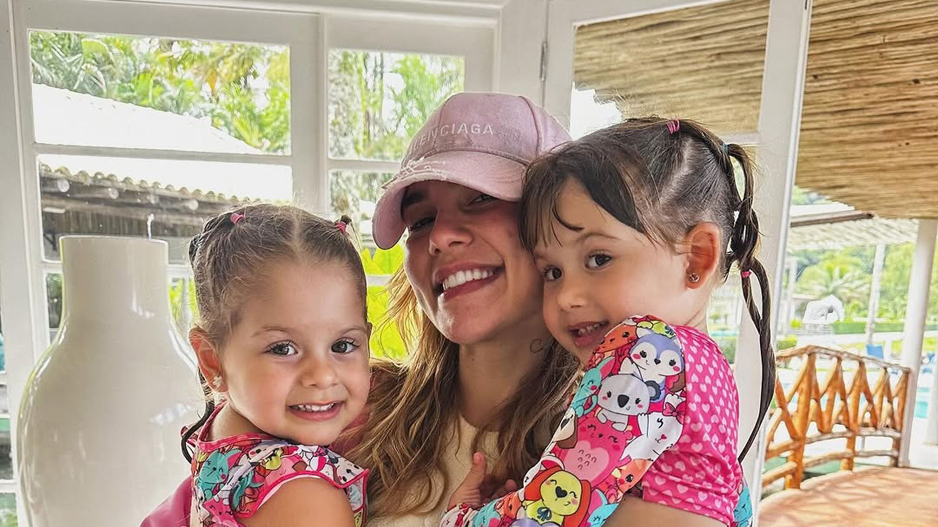 Virginia Fonseca mostra Maria Alice cavalgando sozinha e celebra