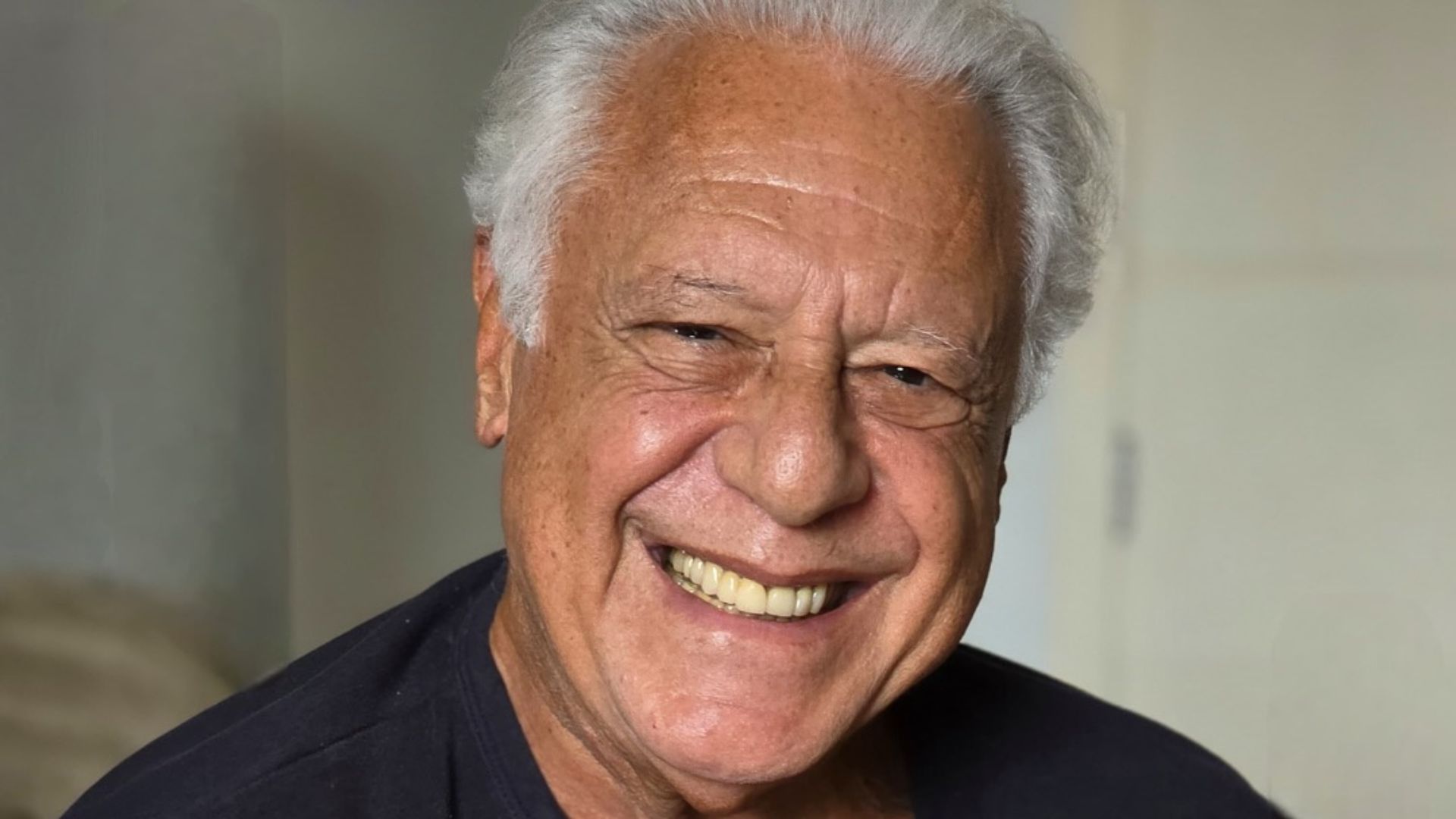 Antonio Fagundes e Globo chegam a decisão após ator impor condição para voltar à TV
