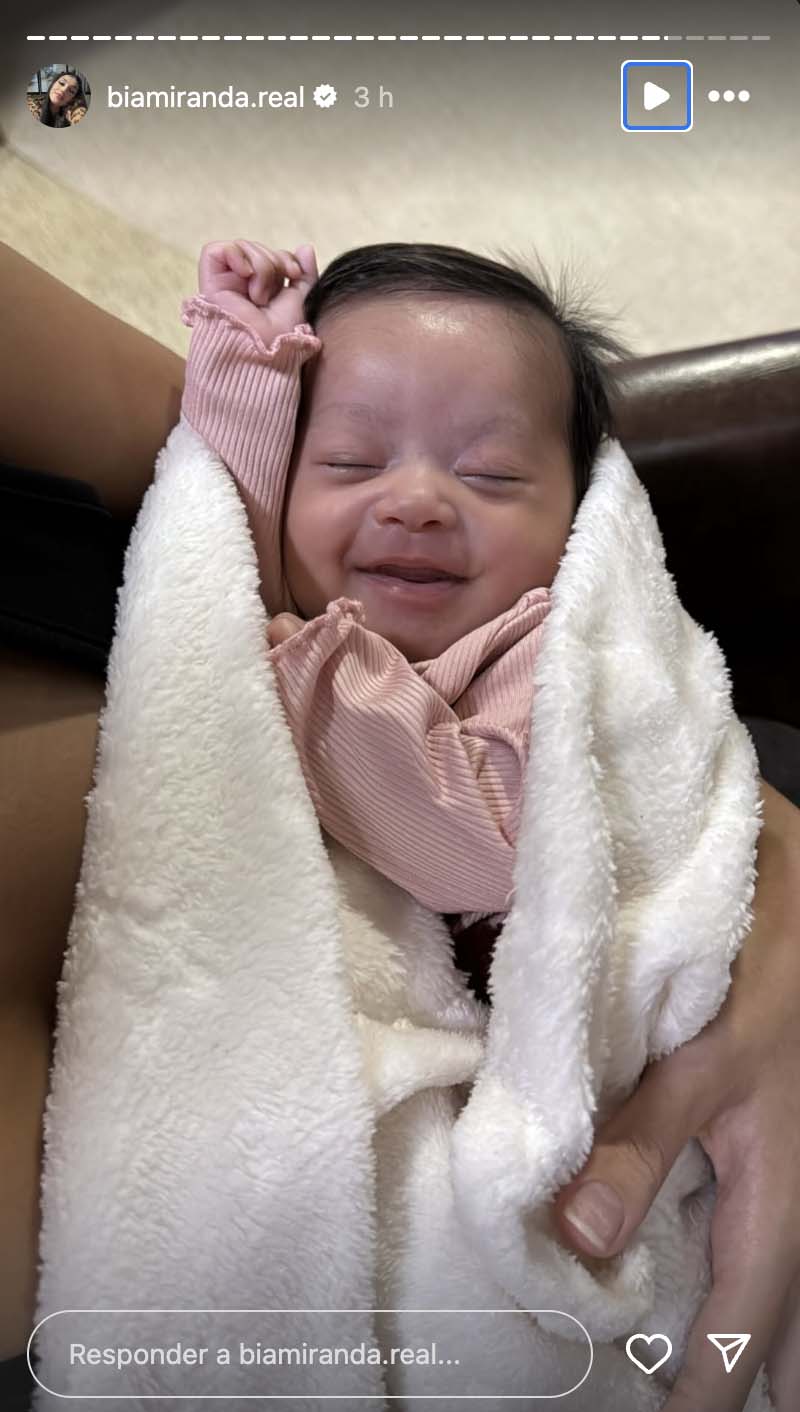 Bia Miranda celebra a alta hospitalar da filha