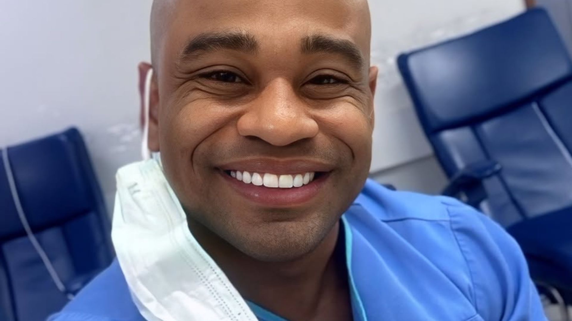 Ex-BBB Cezar Black revela por que voltou à antiga profissão: ‘Apenas’