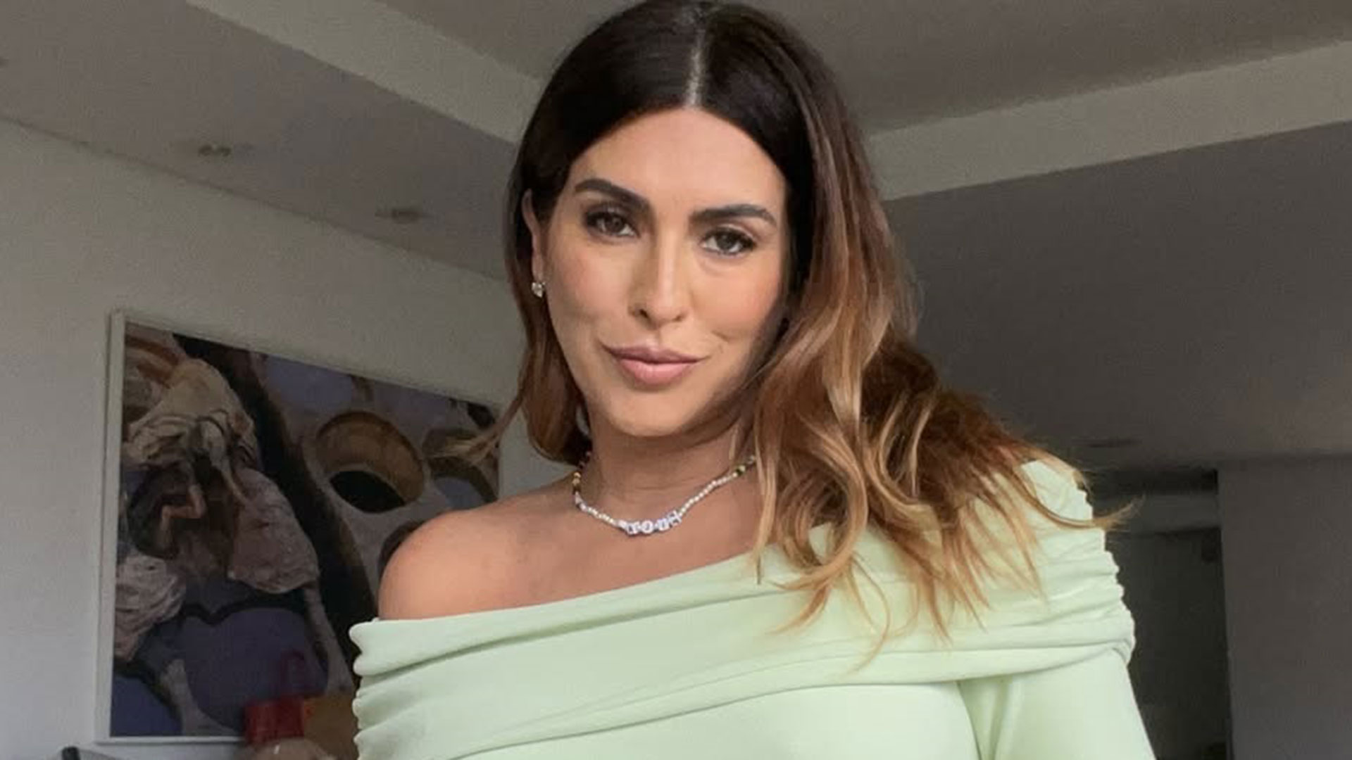 Fernanda Paes Leme posta fotos raras para celebrar Dia das Mães
