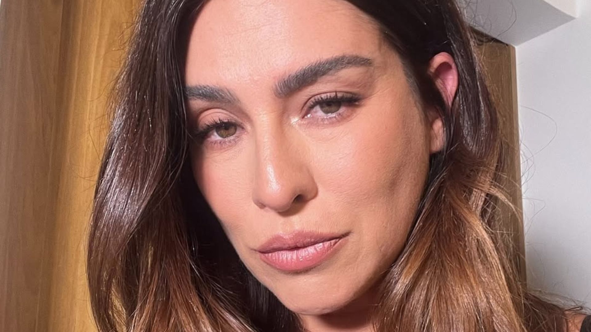 Fernanda Paes Leme relembra mudanças no visual: ‘Prefere qual?’