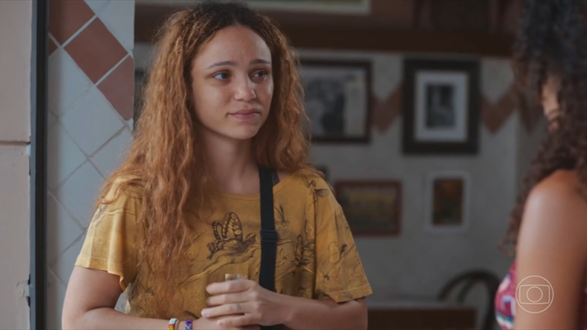 Atriz trabalhou como ambulante antes de papel em Vale Tudo: ‘Venho de família muito simples’