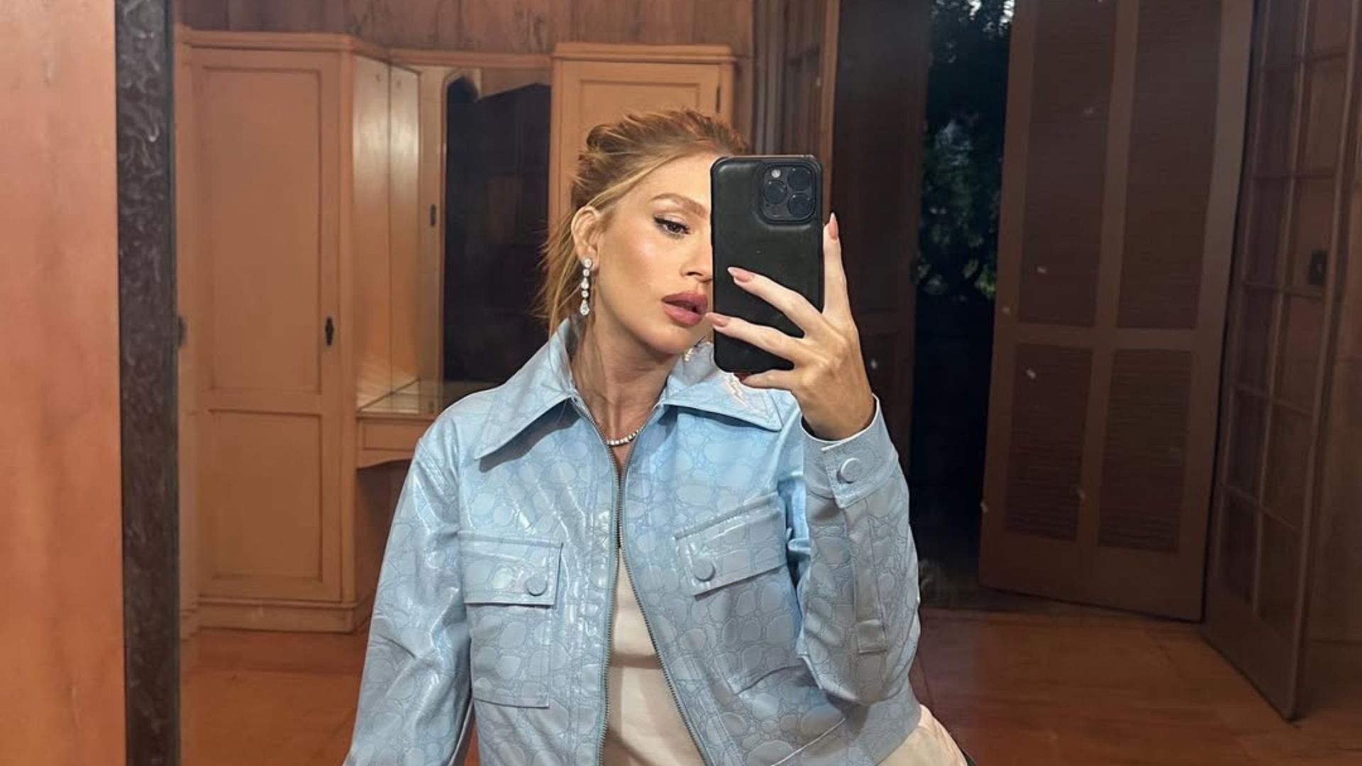 Marina Ruy Barbosa desabafa sobre autocobrança: ‘Já causaram crises de pânico’