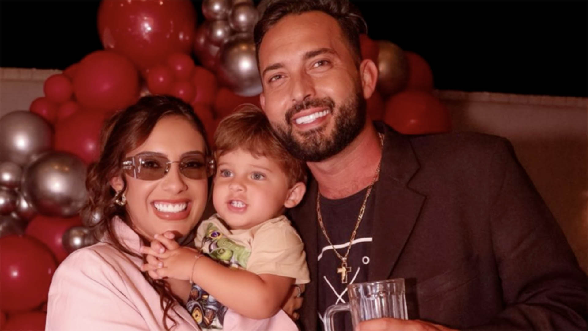 Irmão de Virginia Fonseca sai em defesa da esposa após comparação