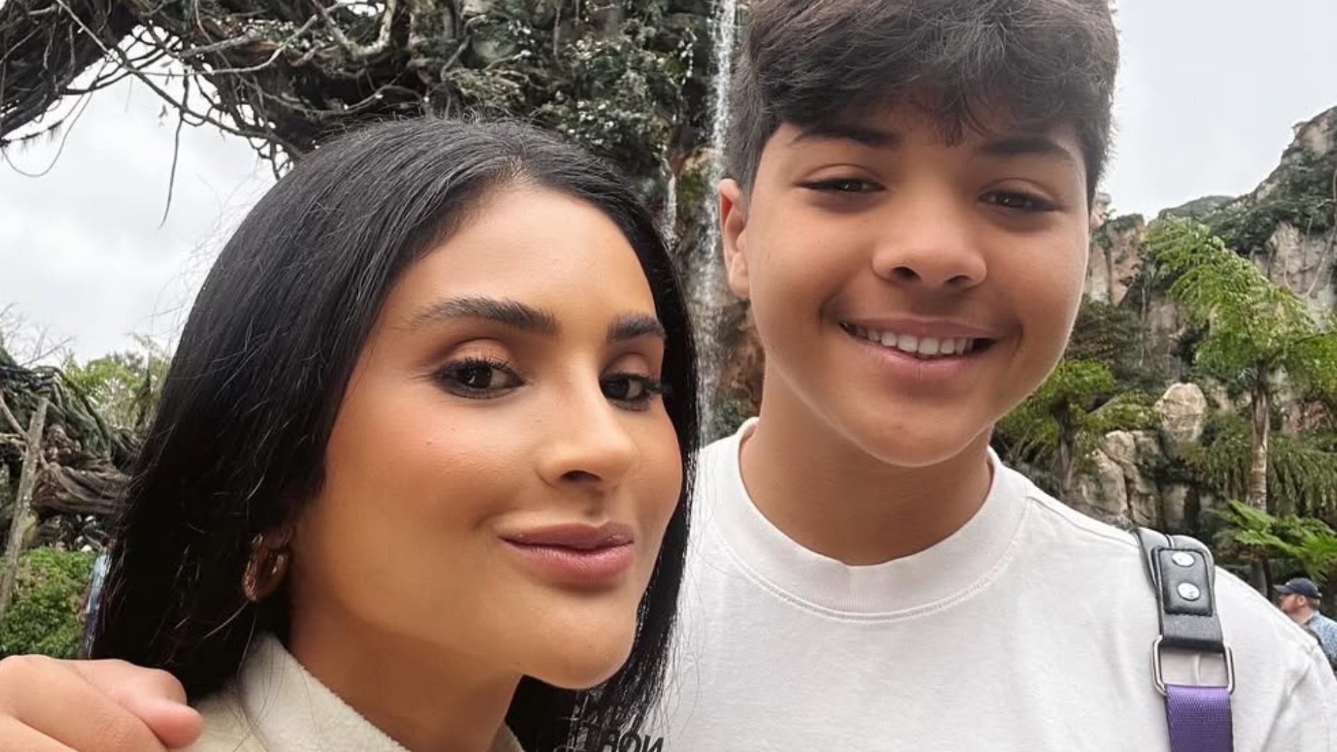Mileide Mihaile com o filho, Yhudy
