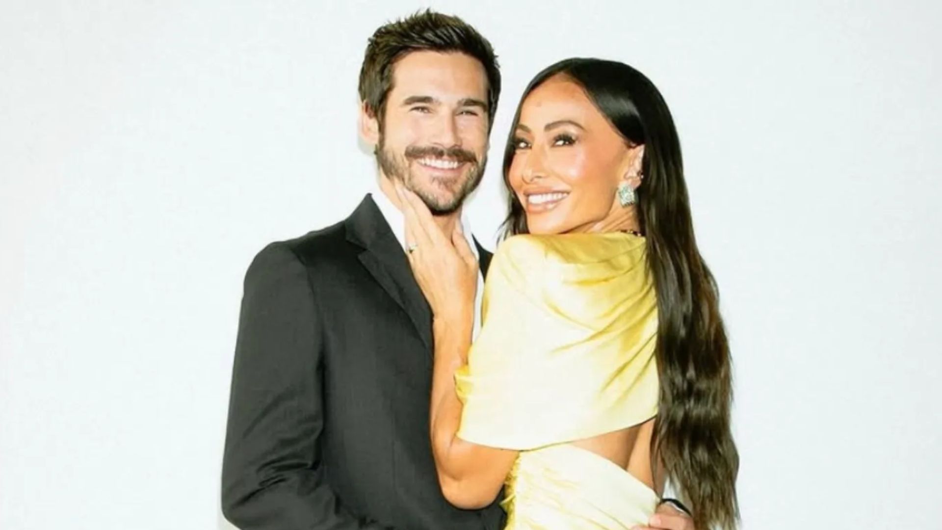 Web reage às perdas gestacionais de Sabrina Sato e cita “maturidade” de Nicolas Prattes