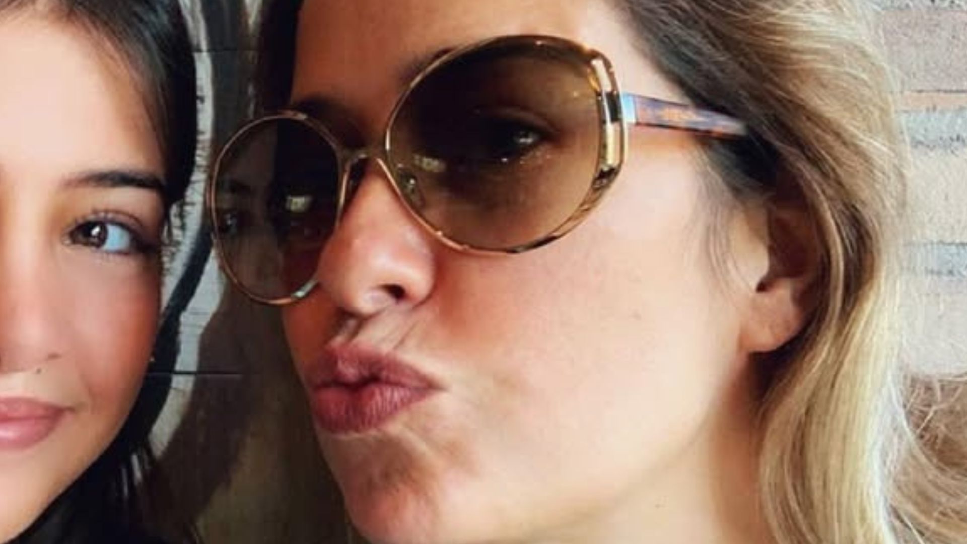 Palomma Duarte posta fotos raras no aniversário da filha mais velha: ‘Mãe te ama’