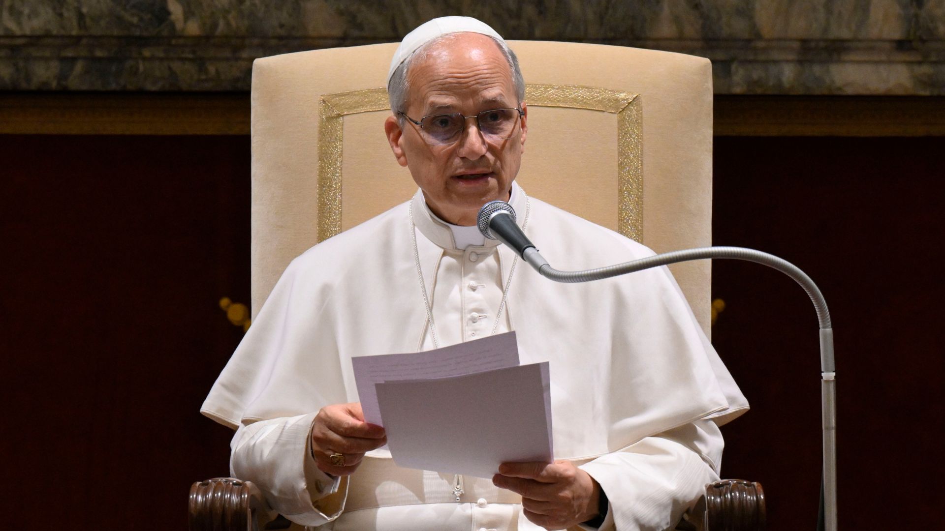 Papa Leão XIV se pronuncia sobre aborto e união homoafetiva