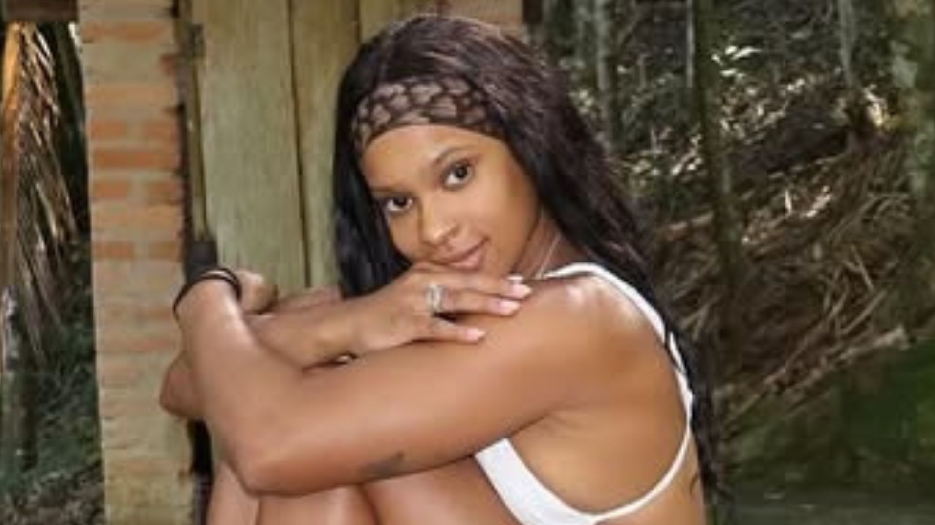 Rebeca Andrade ostenta corpo escultural em meio à natureza: ‘Como é linda’