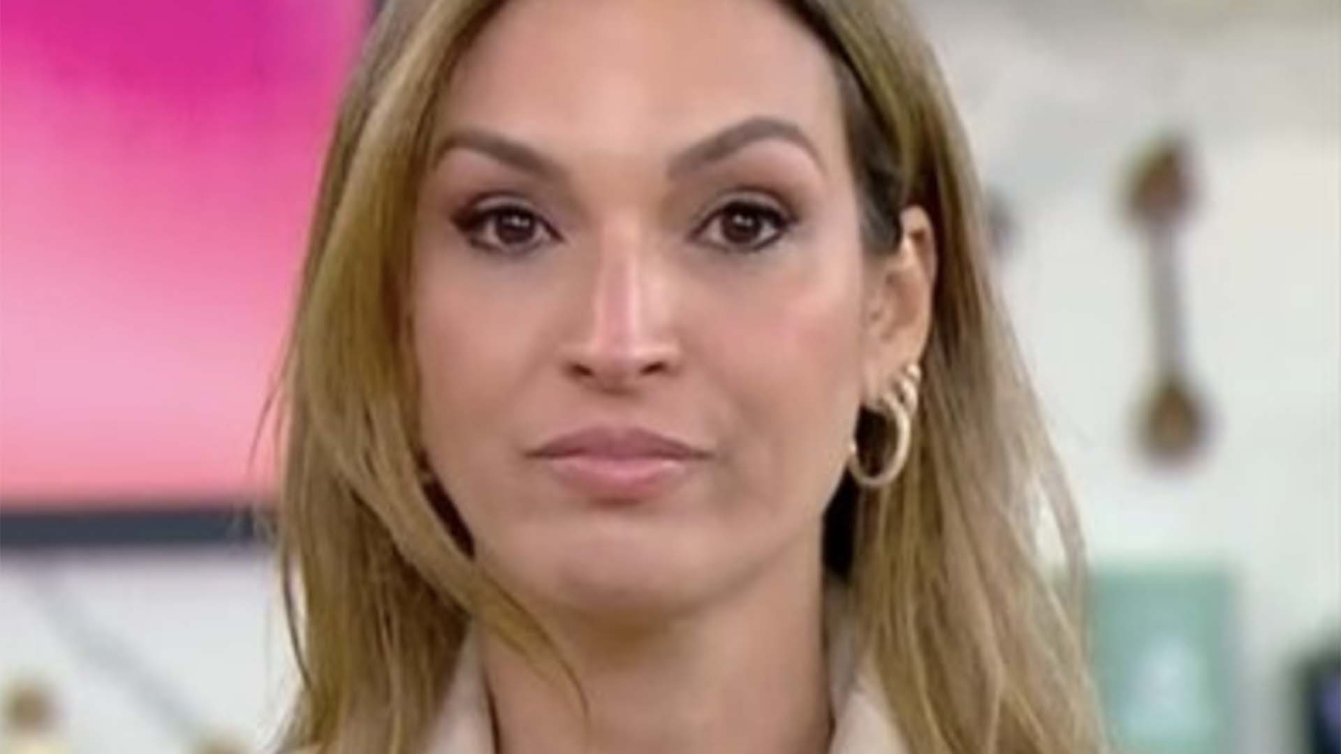Talitha Morete chora na TV ao falar de Tati Machado: ‘Difícil’