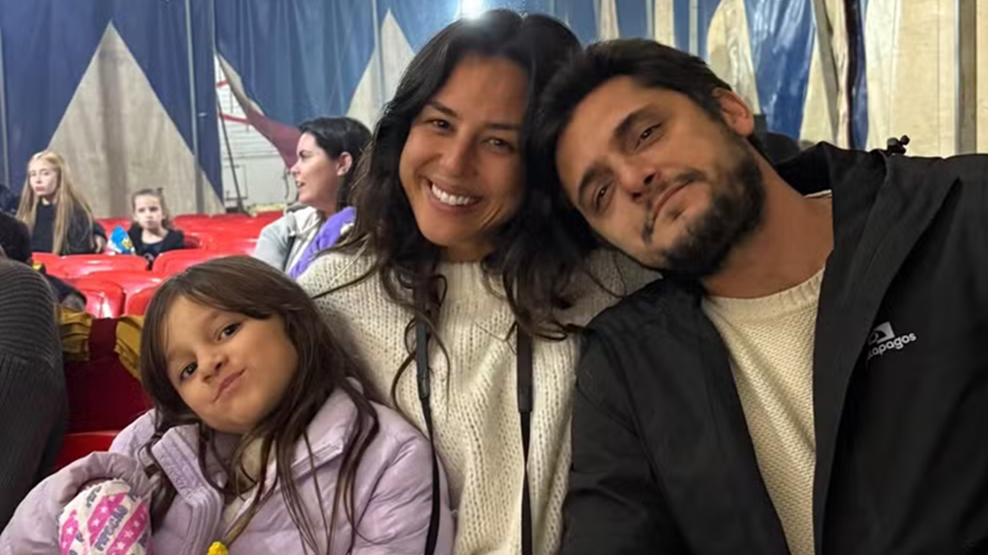 Yanna Lavigne exibe registros da festa de aniversário da filha: ‘Maior improviso do século’