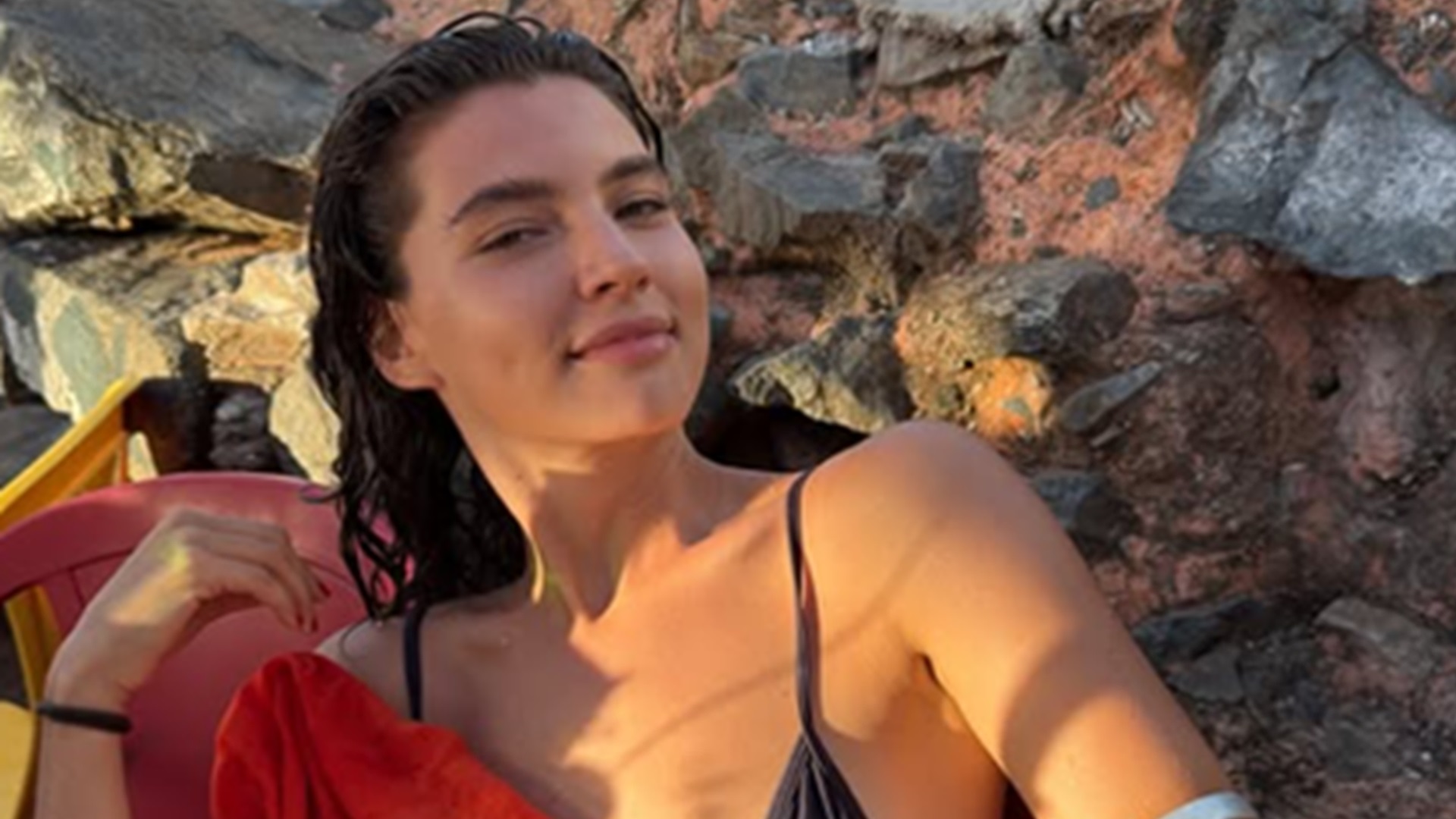 Alanis Guillen revela namoro com produtora e se declara: ‘Te amo’; saiba quem é