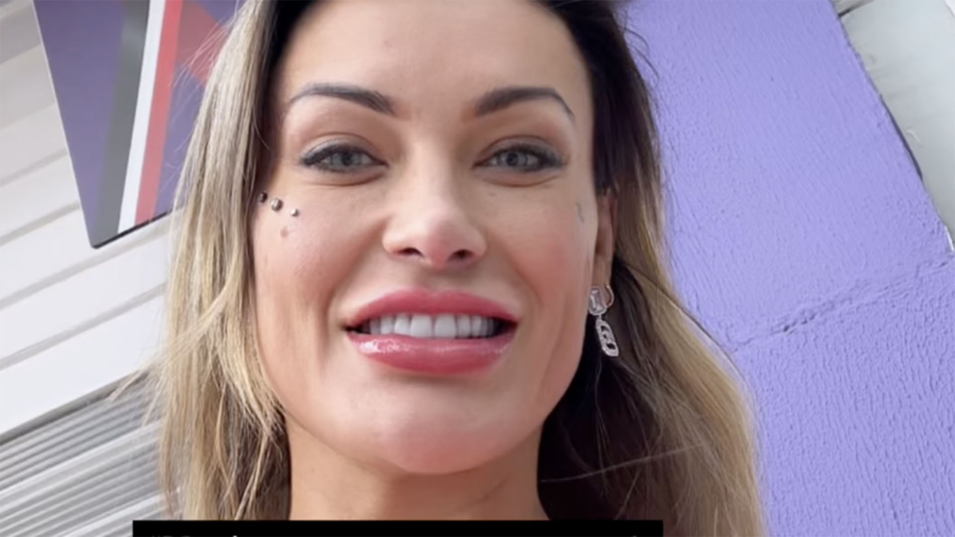 Andressa Urach faz teste rápido no posto de saúde e alerta: ‘Prevenção é fundamental’