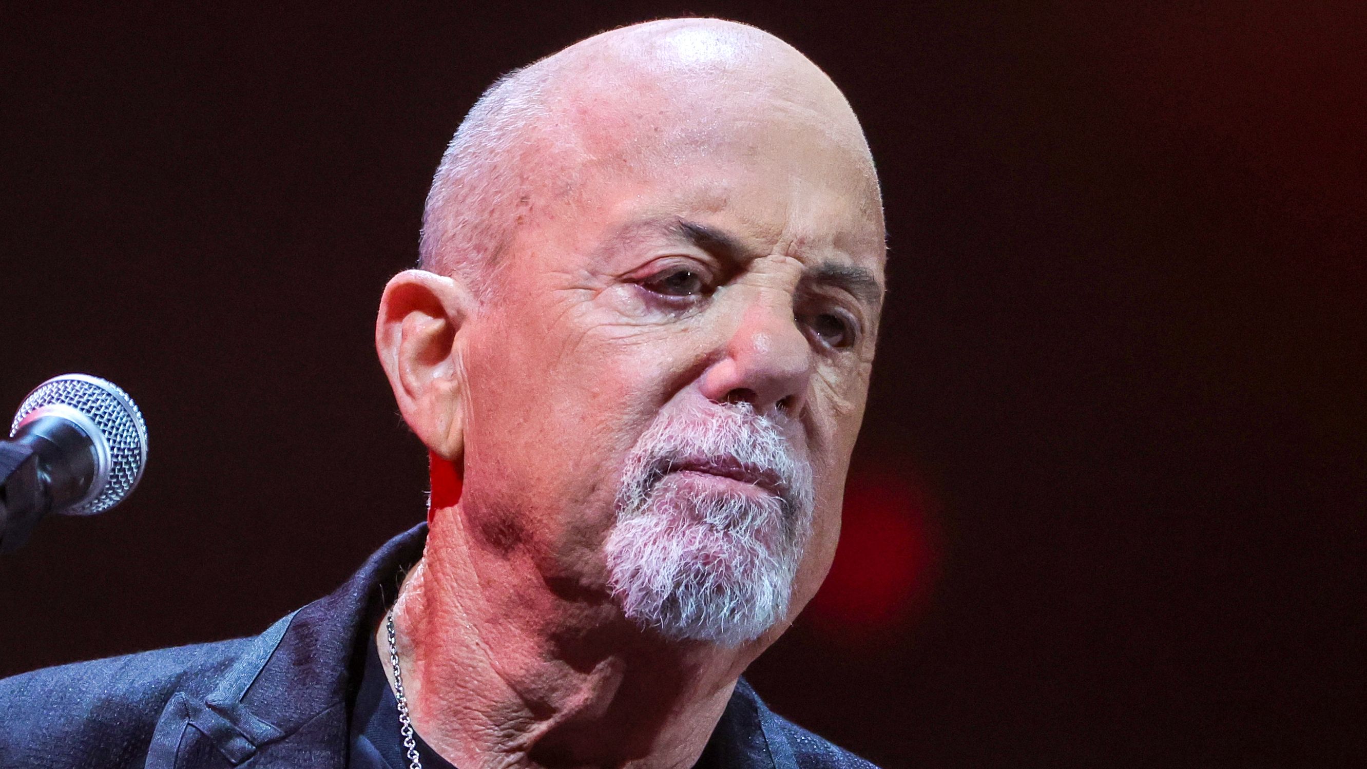 Médico alerta sobre doença cerebral de Billy Joel: ‘Passar despercebido’