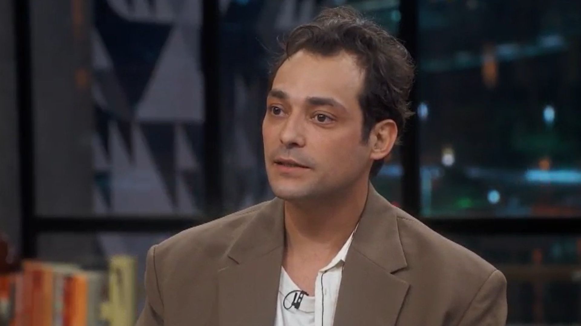 Especialista alerta sobre luta contra a depressão de Eduardo Sterblitch: ‘Pensamentos negativos’