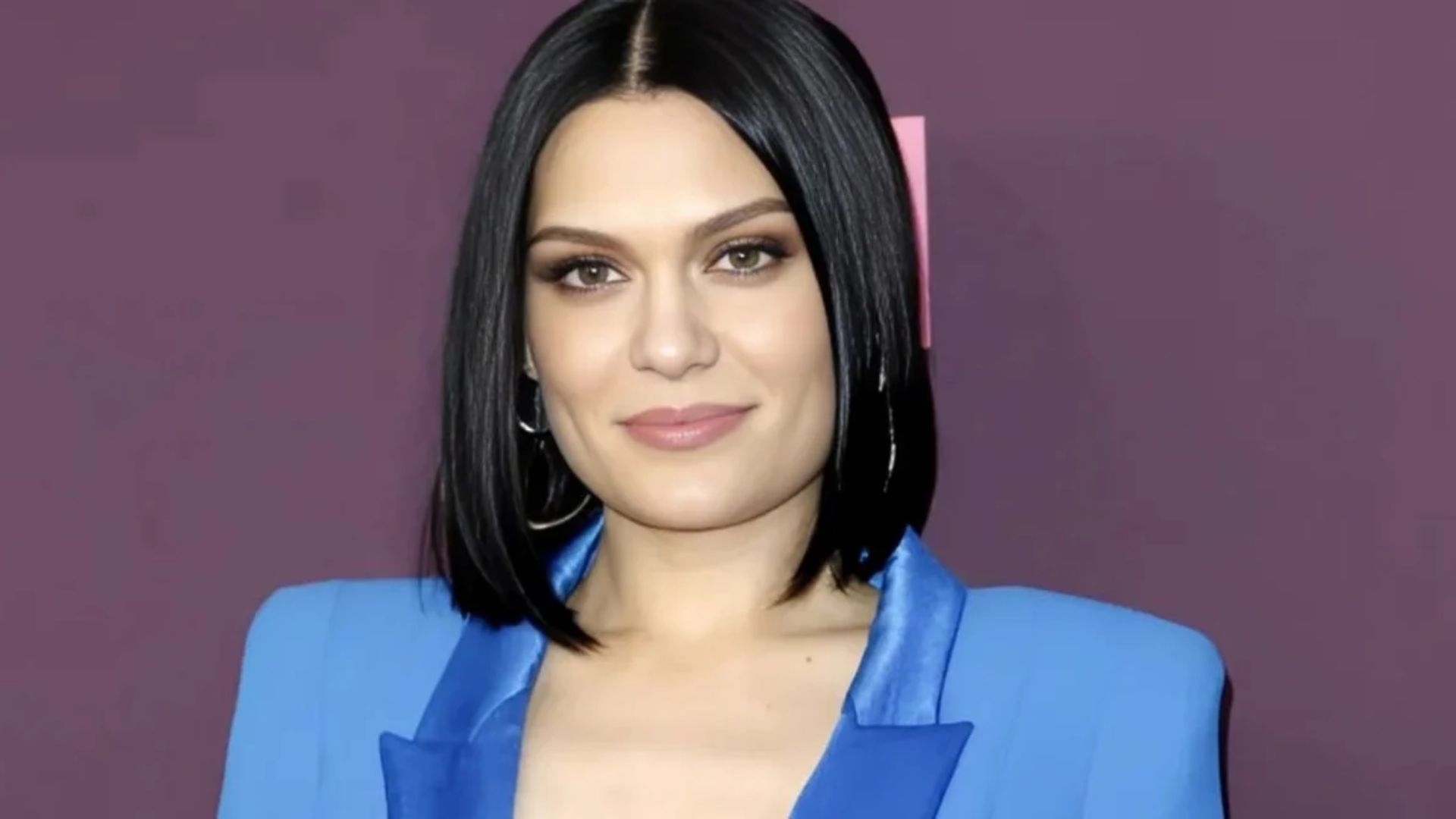 Jessie J faz alterações em show no The Town devido a tratamento de câncer