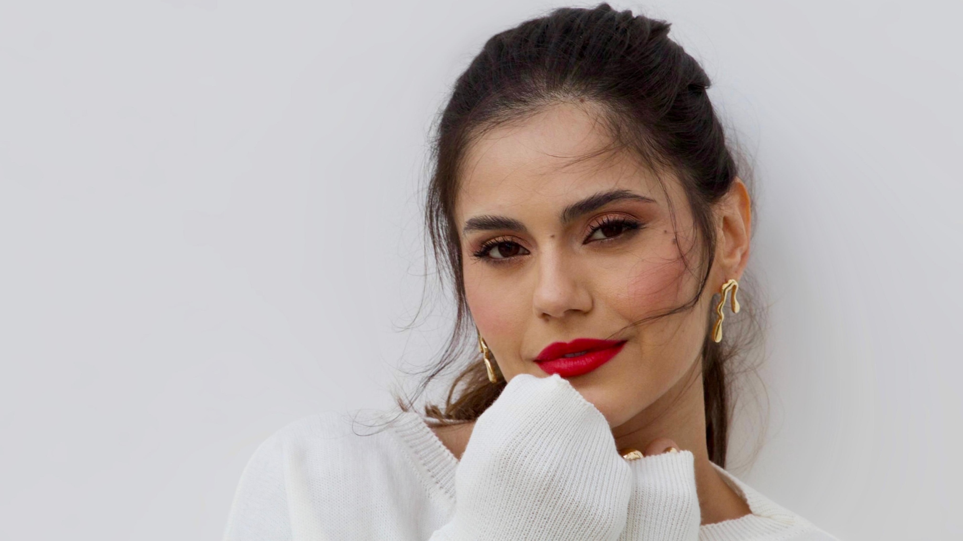 Jessika Alves fala sobre sucesso relâmpago e bastidores da série mais vista da semana