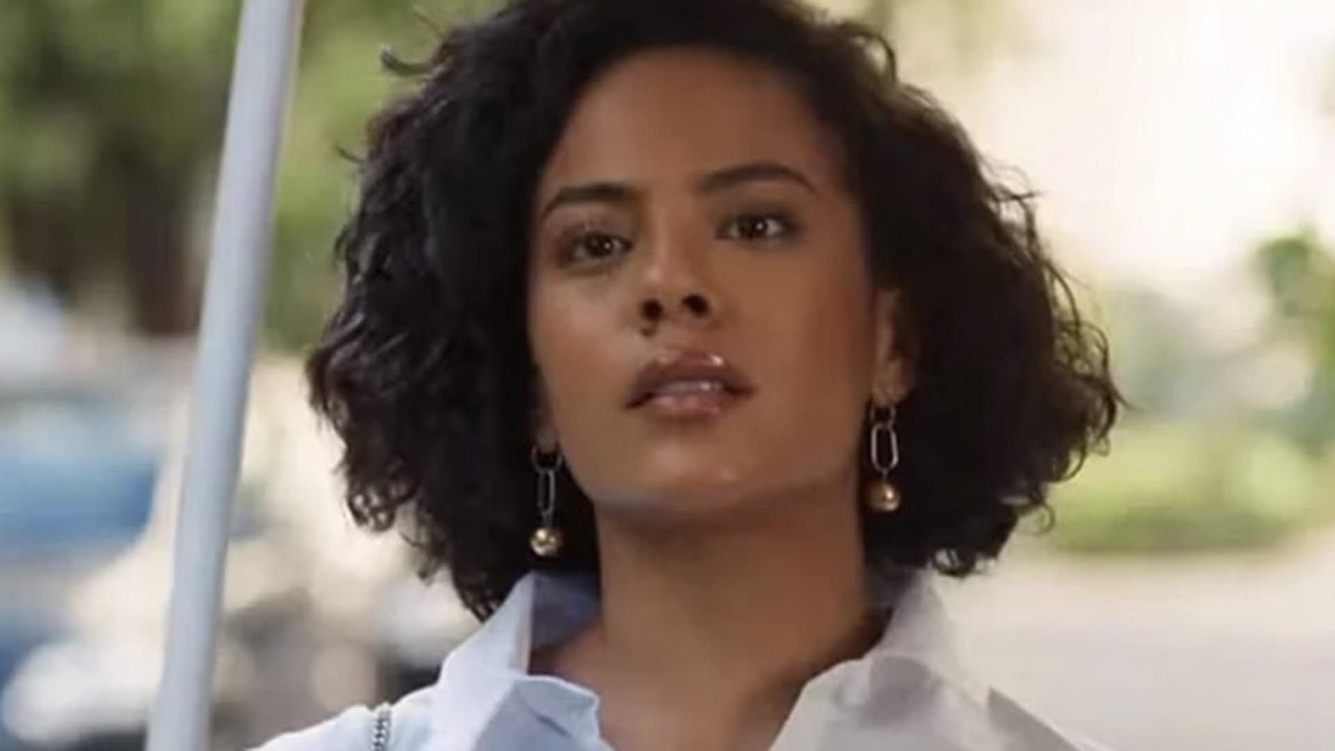 Médica explica como manter cabelos saudáveis em mudanças de visual como Bella Campos