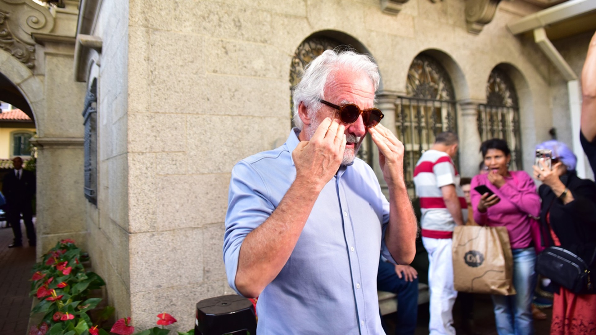 Otávio Mesquita cancela comemoração de seu aniversário para ir ao velório de Francisco Cuoco