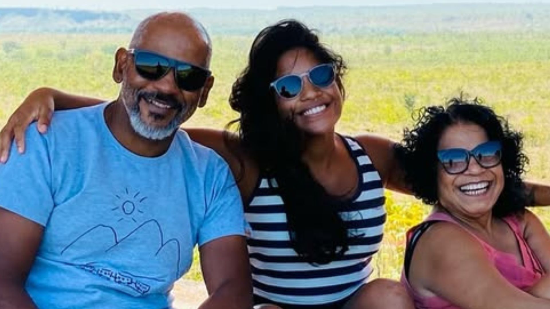 Juliana Marins: Pai viajou para Indonésia horas antes da morte ser confirmada