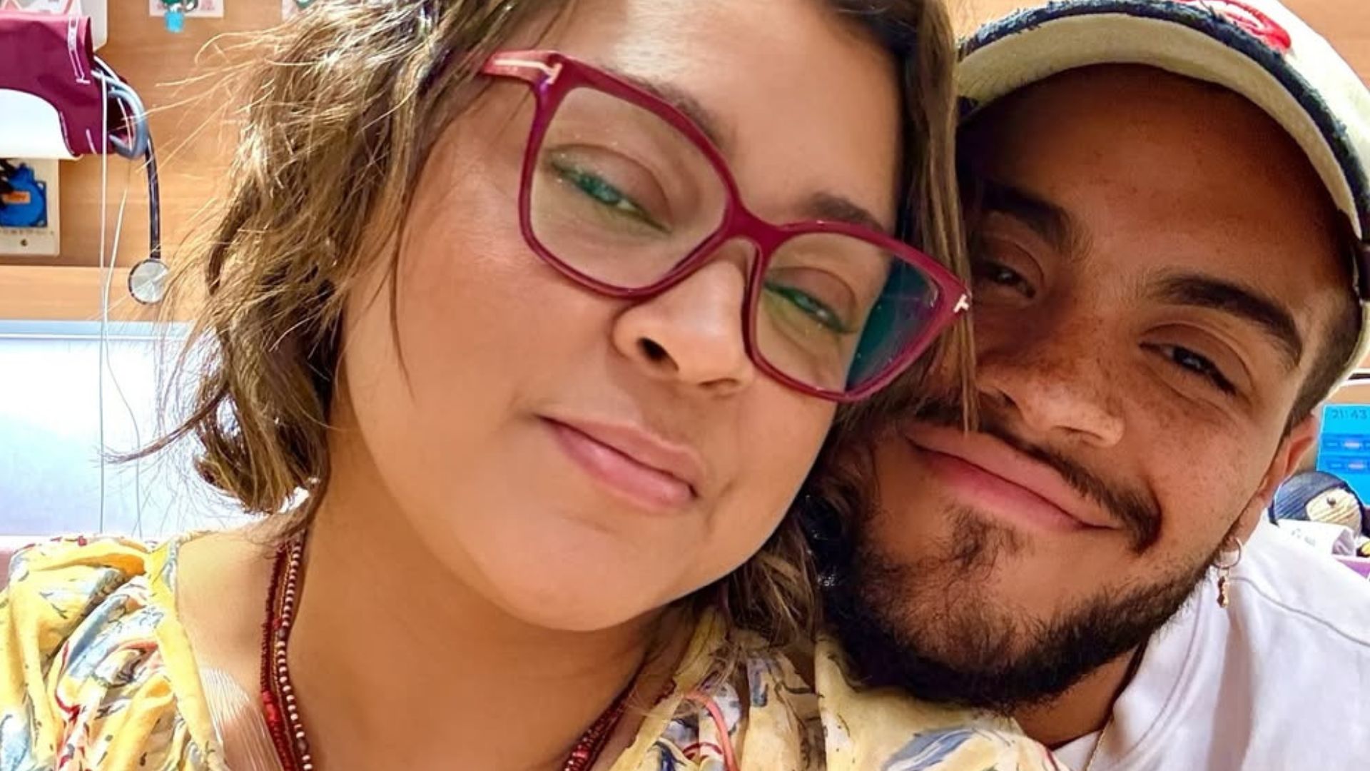 Filho de Preta Gil mostra a cantora sorridente em momento descontraído; veja