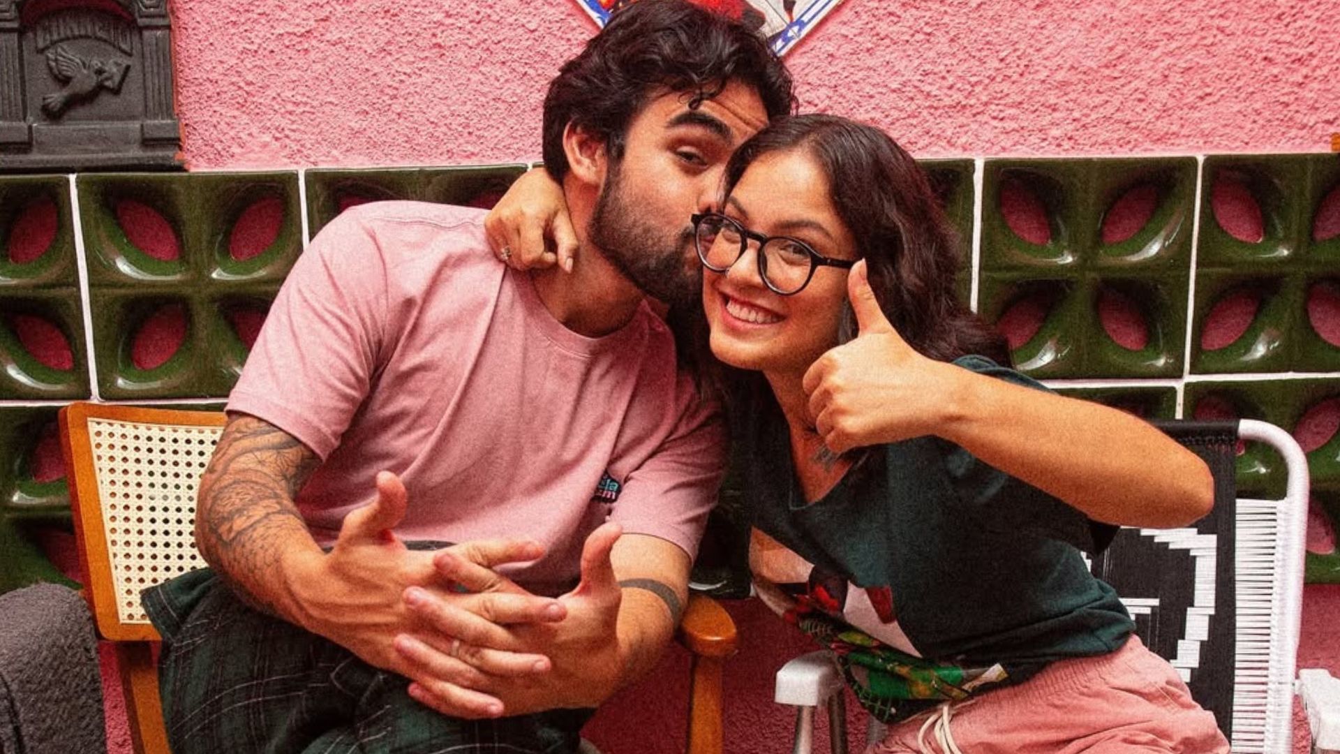 No Dia dos Namorados, Samanta Alves revela como amor supera diferenças: ‘Funciona super bem’