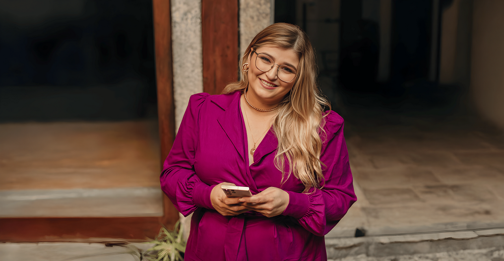 Stephanie Queiroz une ciência e empatia no tratamento da coluna