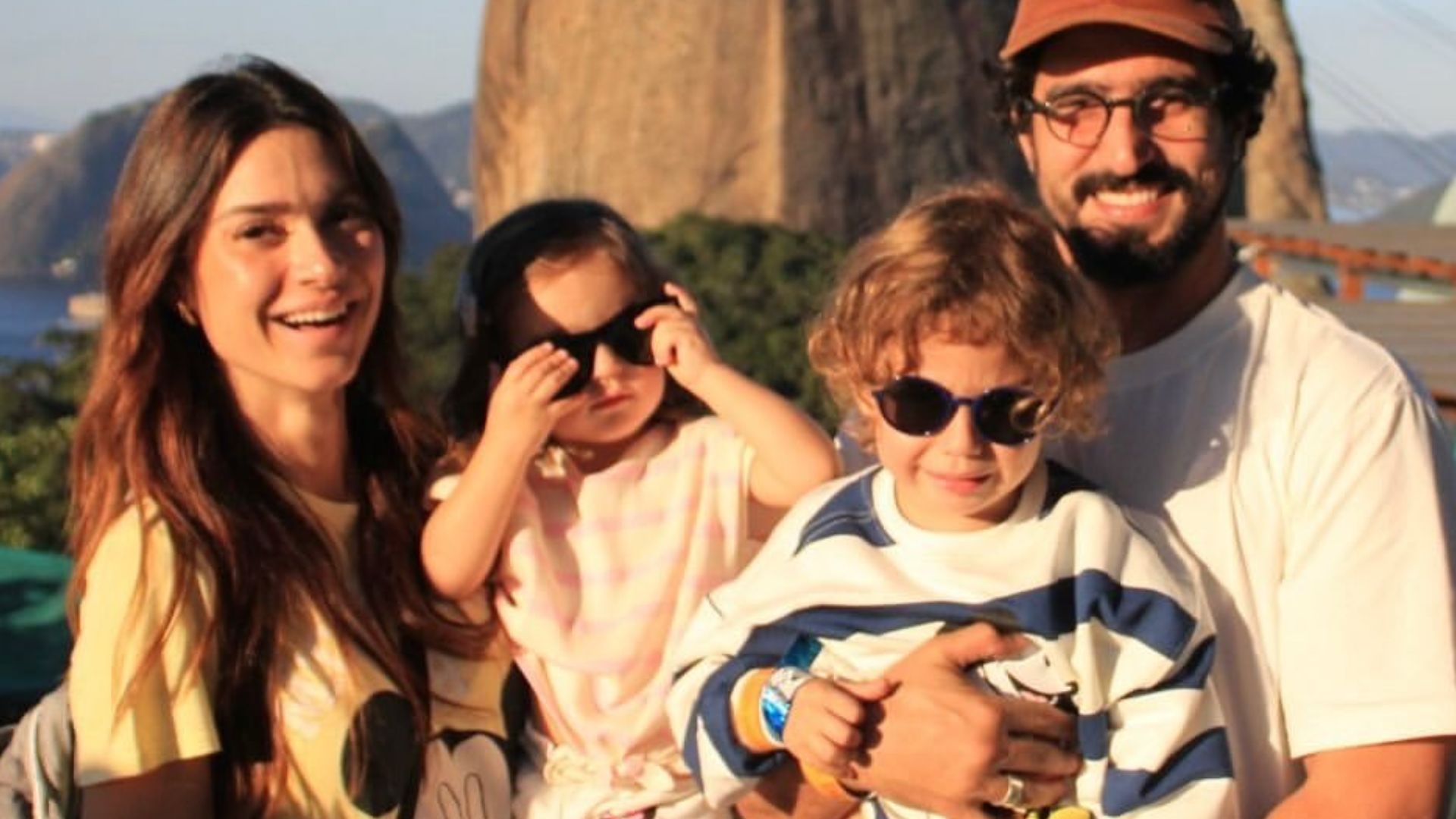 Thaila Ayala e Renato Góes realizam passeio especial com os filhos: ‘Inesquecível’