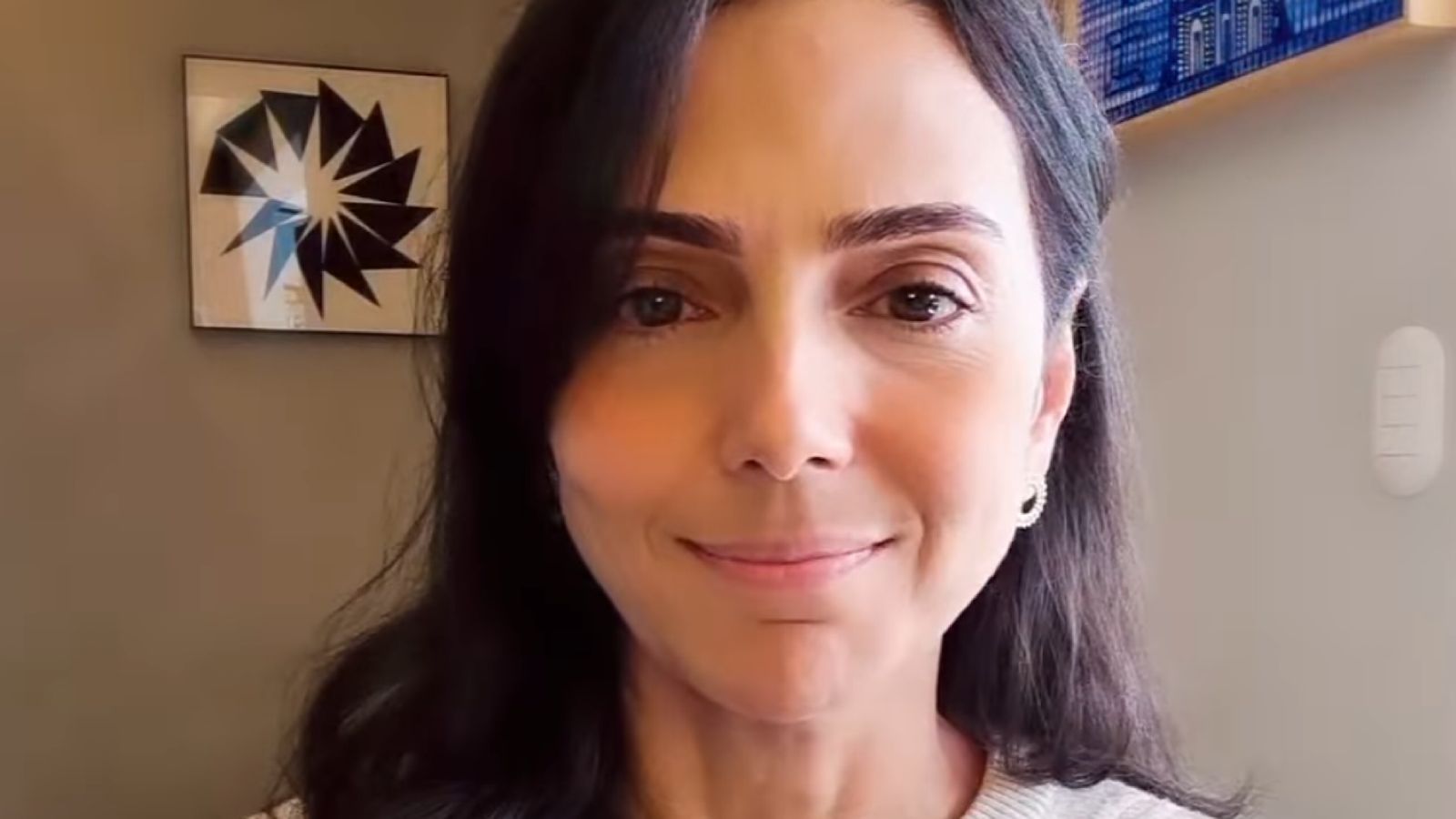 Apresentadora da Globo revela diagnóstico do filho e médico avalia: ‘Sinais podem ser muito sutis’