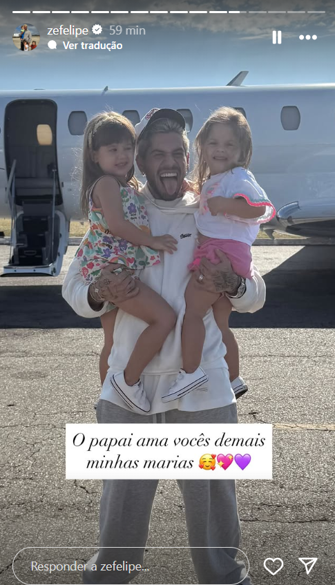 Z&eacute; Felipe &eacute; surpreendido pelas filhas ao voltar para casa - Foto: Reprodu&ccedil;&atilde;o/Instagram