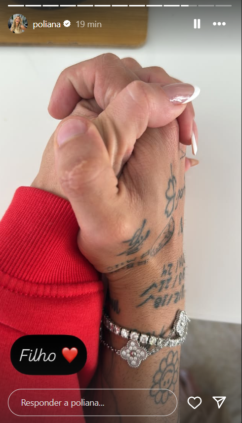 Z&eacute; Felipe &eacute; surpreendido pelas filhas ao voltar para casa - Foto: Reprodu&ccedil;&atilde;o/Instagram