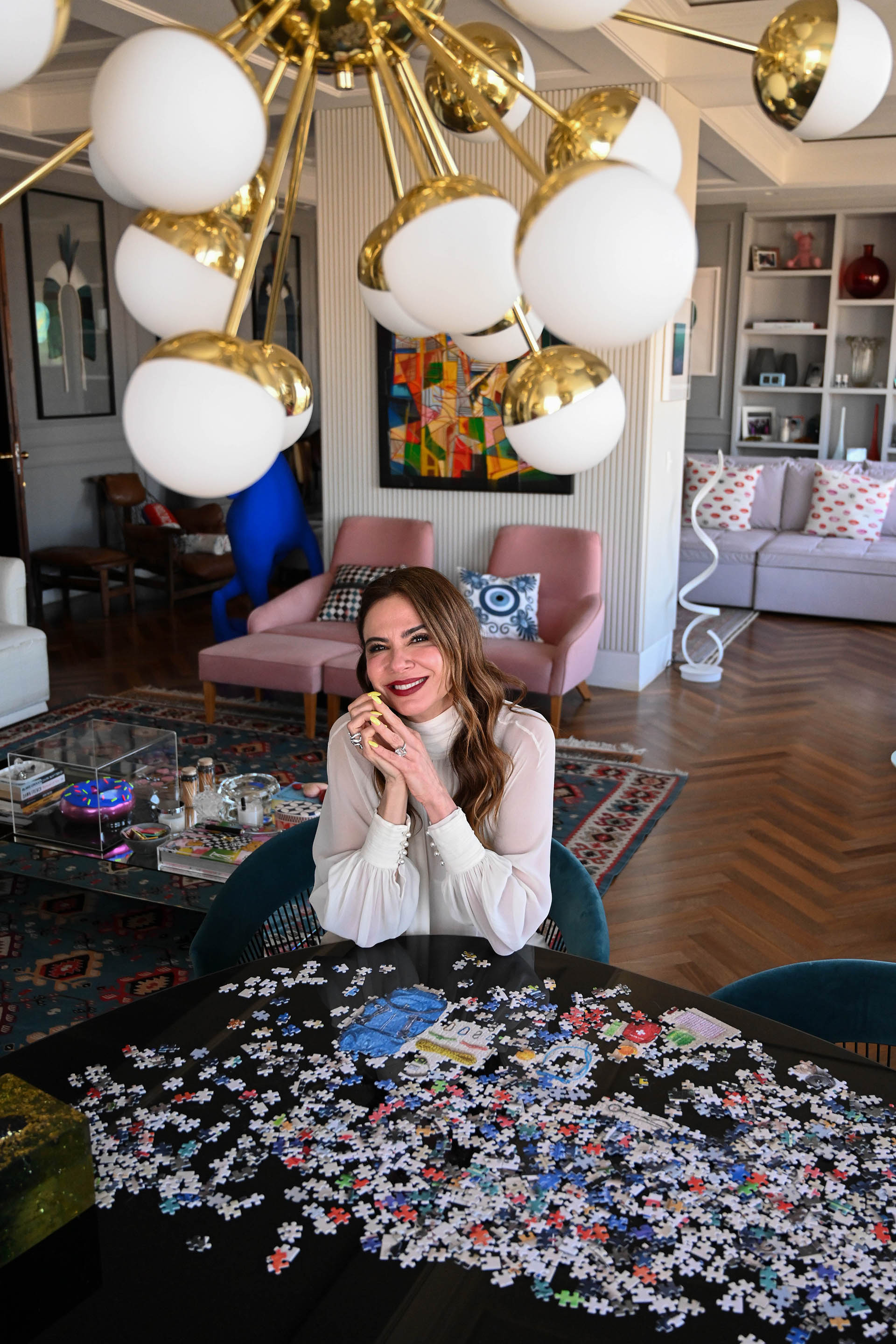 Luciana Gimenez mostra a decora&ccedil;&atilde;o do seu apartamento na revista CARAS - Foto: Paulo Santos